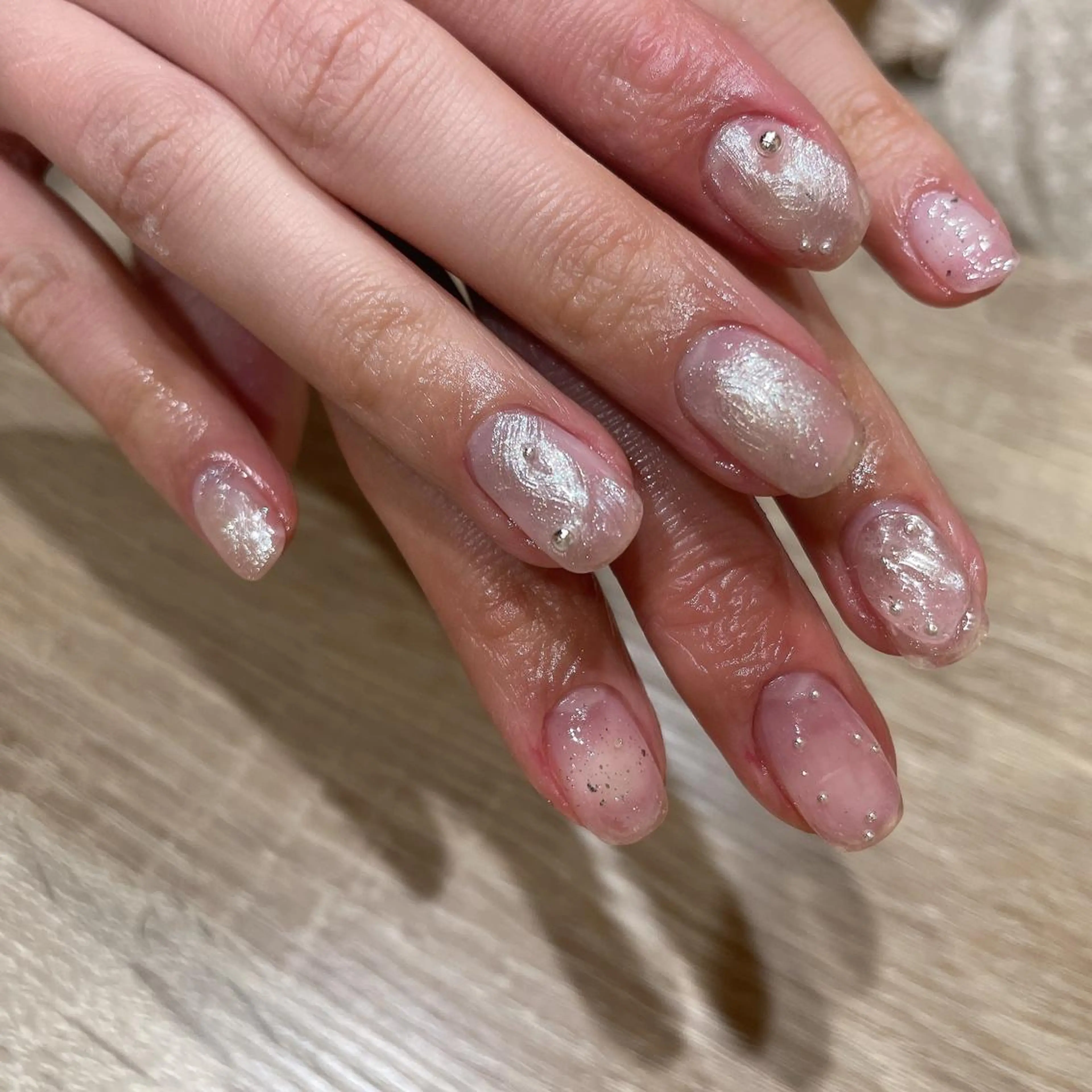 ネイル ニュアンスネイル liberté🫧 新小岩のネイルデザイン