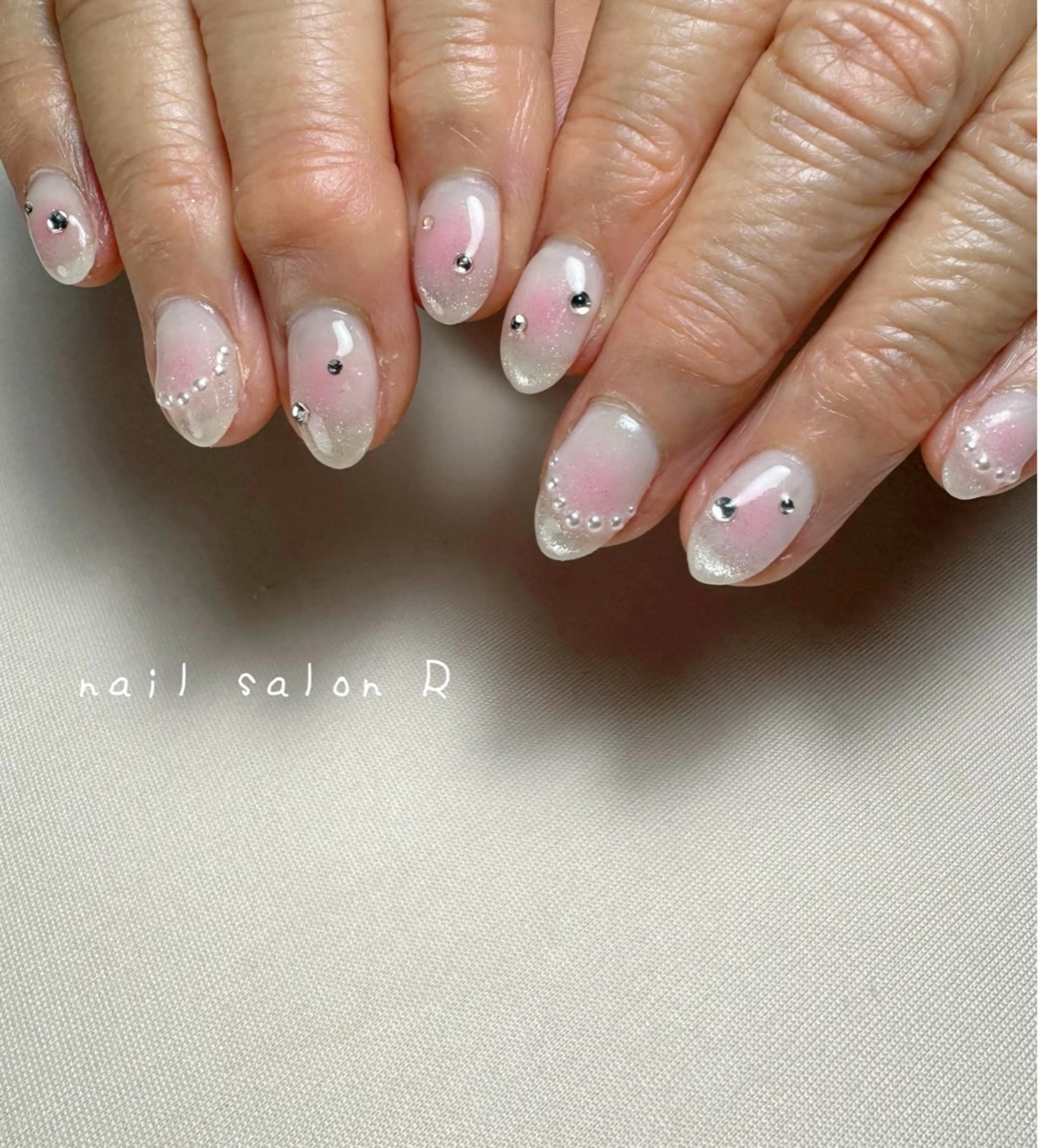 ネイル ハンドネイル nail salon Rのネイルデザイン