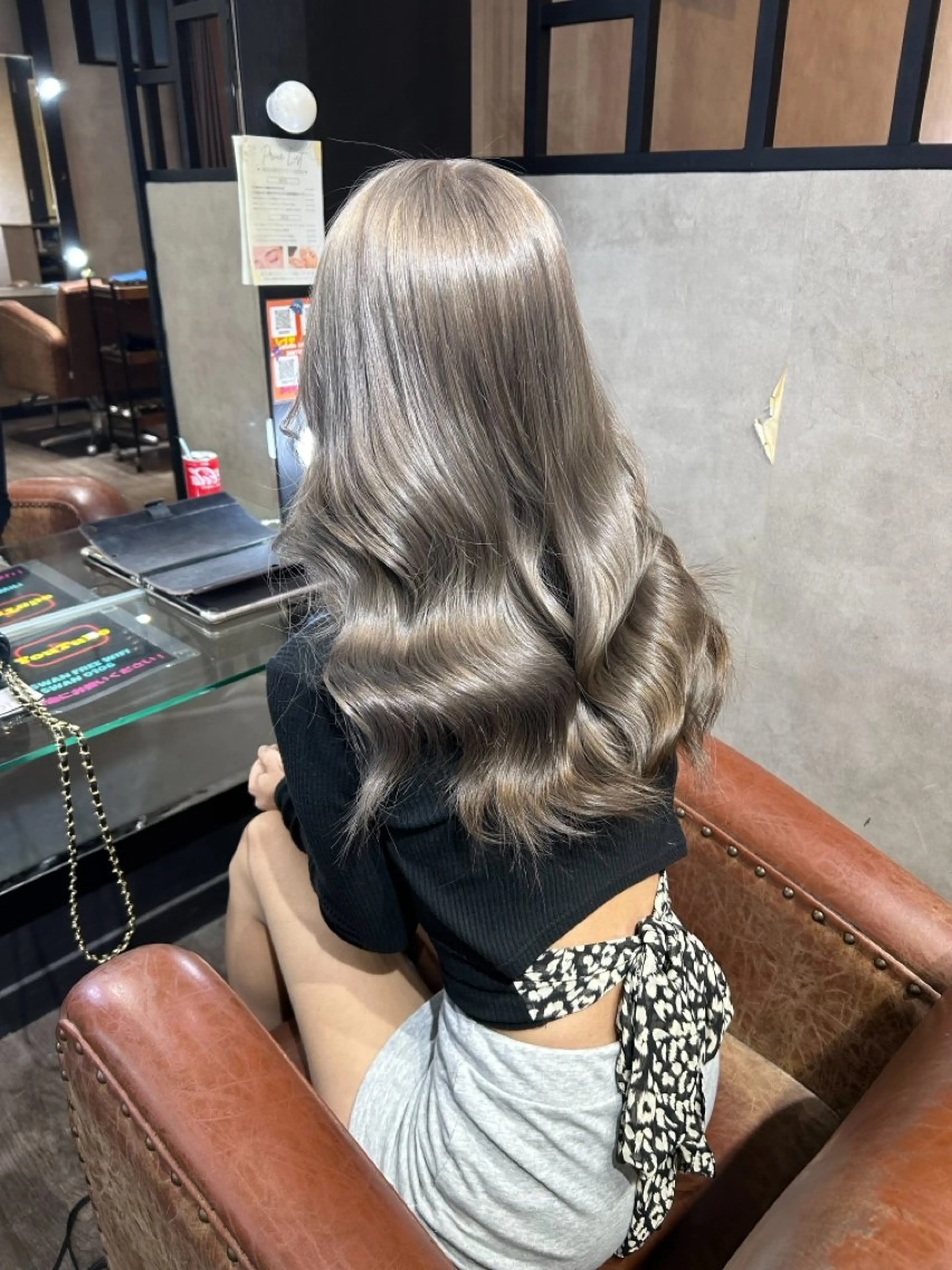 ロング 近藤 慧依のヘアスタイル