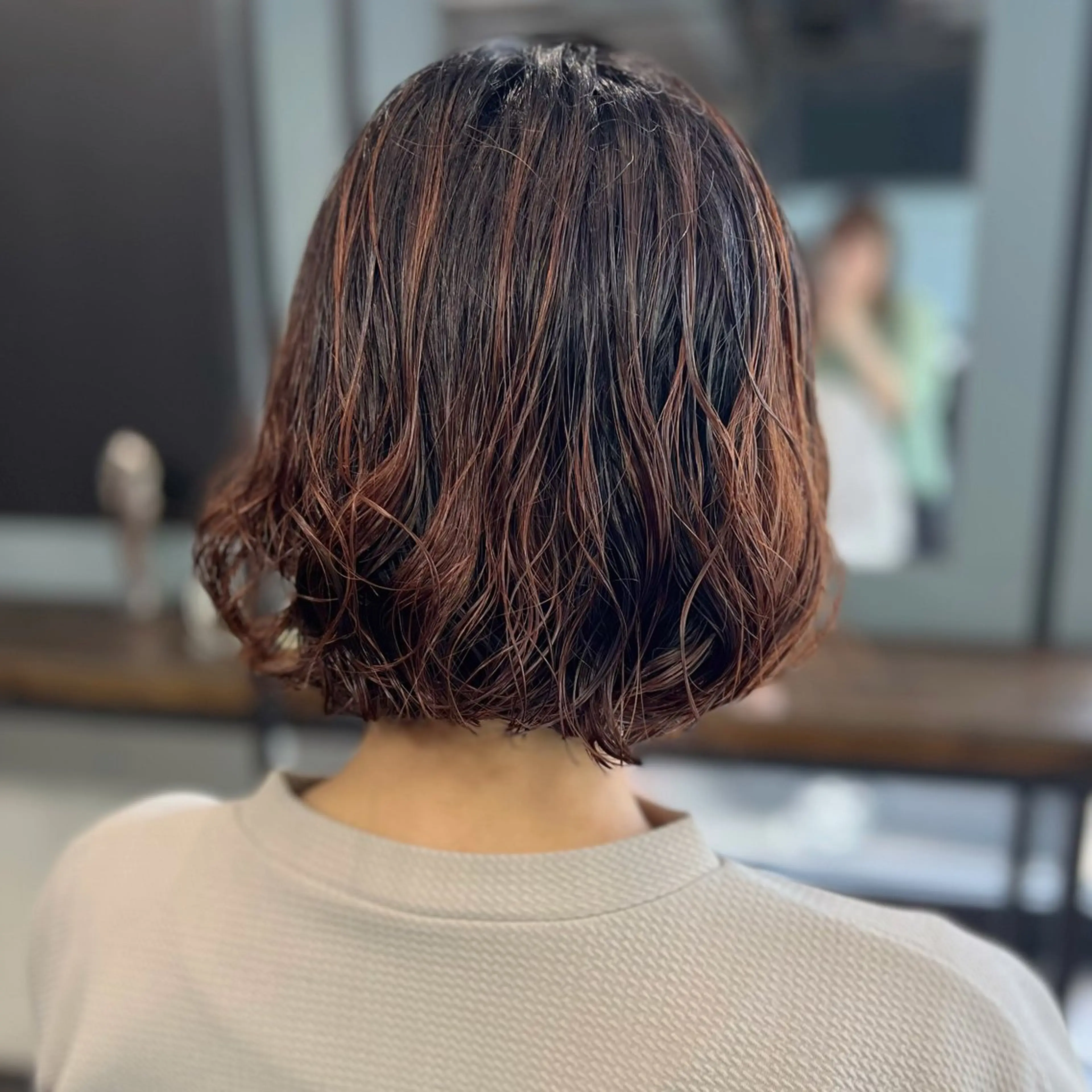 ミディアム ミディアムパーマ カット 💘札幌クロスパーマ 髪質改善💘rinaのヘアスタイル