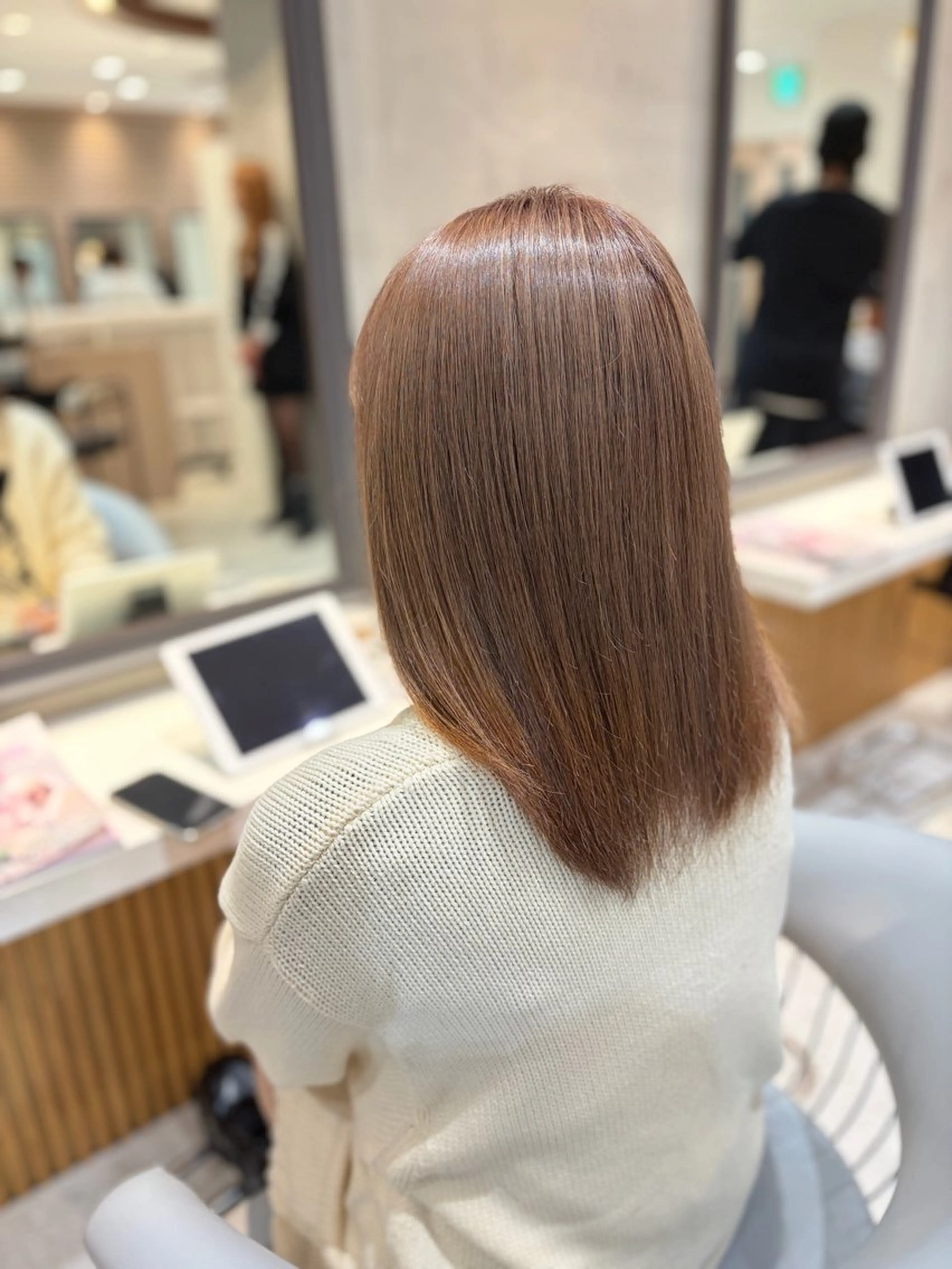 セミロング カラー カット ヘアカラー トリートメント ヘアセット お呼ばれ カチモリ/はるか🎀のヘアスタイル