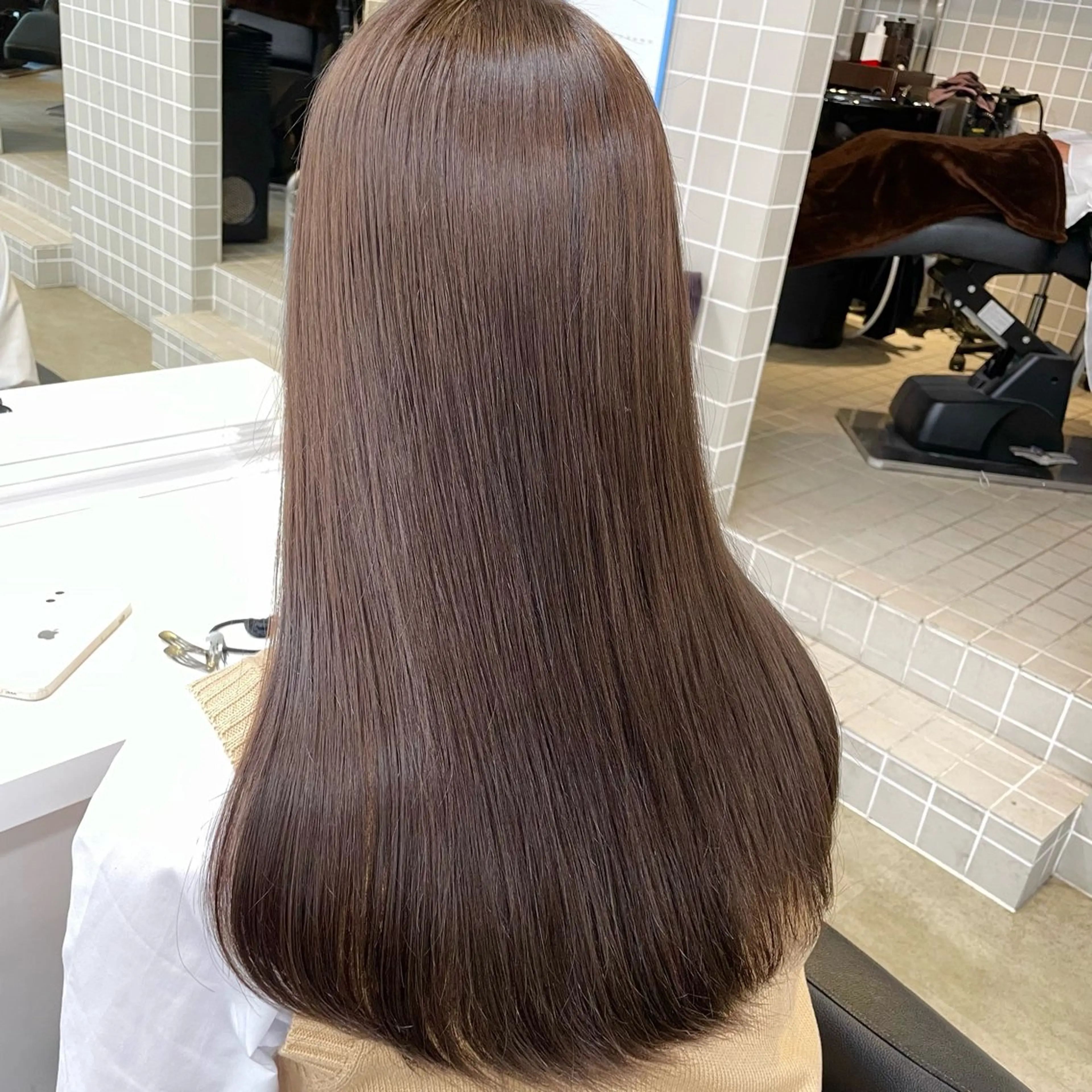 セミロング カラー ヘアアレンジ 韓国レイヤー＆ピンク 艶髪🩶maikoのヘアスタイル