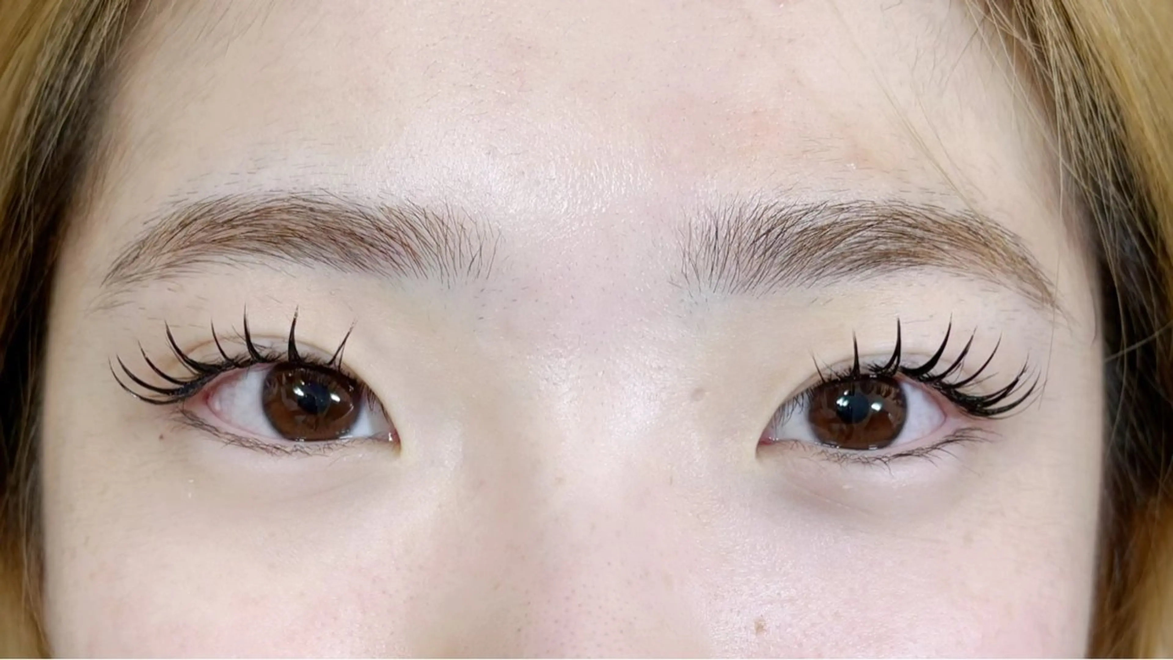 LEDフラットラッシュ80本〰️100本✨️の写真