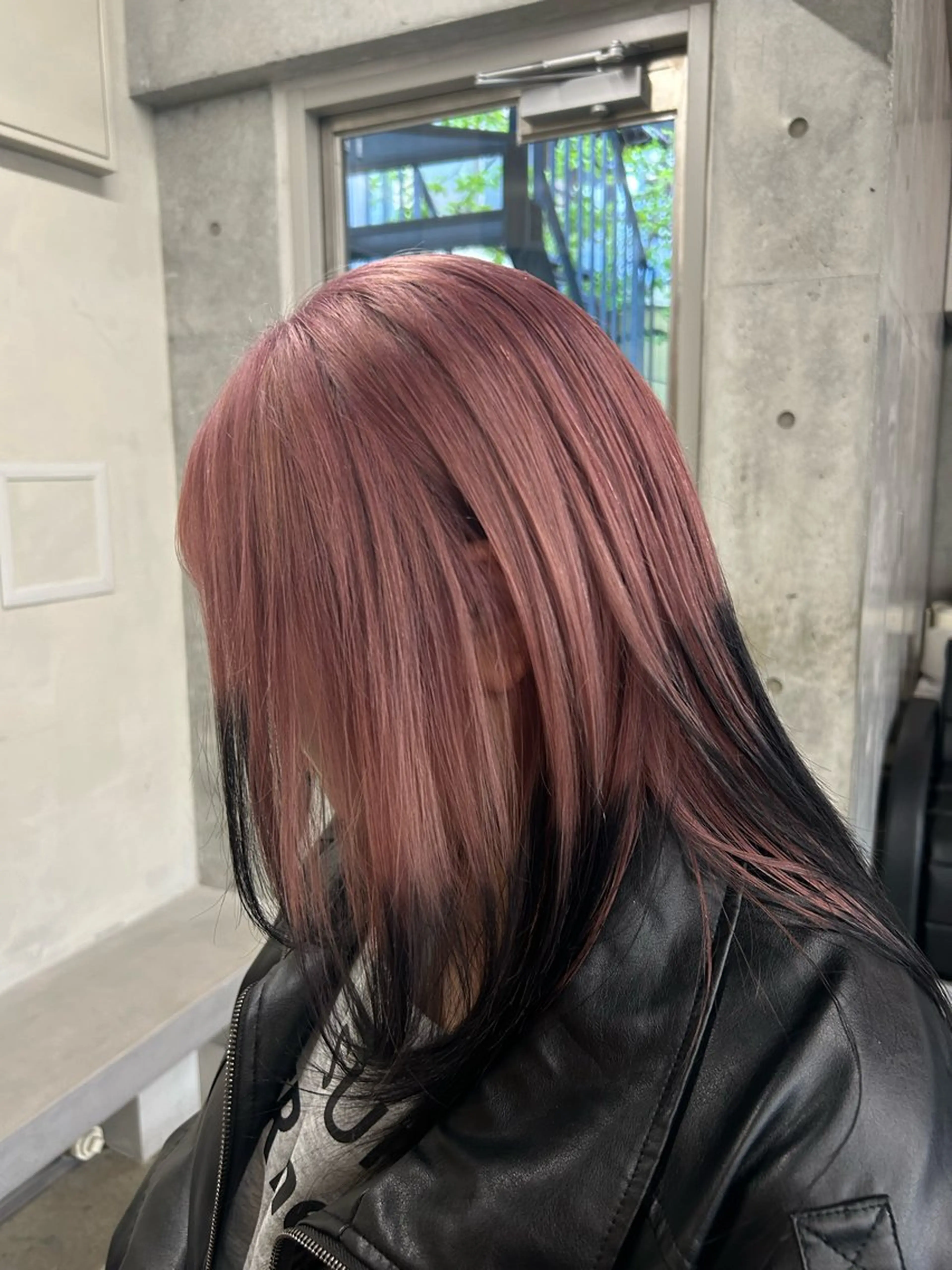 ロング ヘアカラー 【ハイトーン】寒色 / suzunoのヘアスタイル