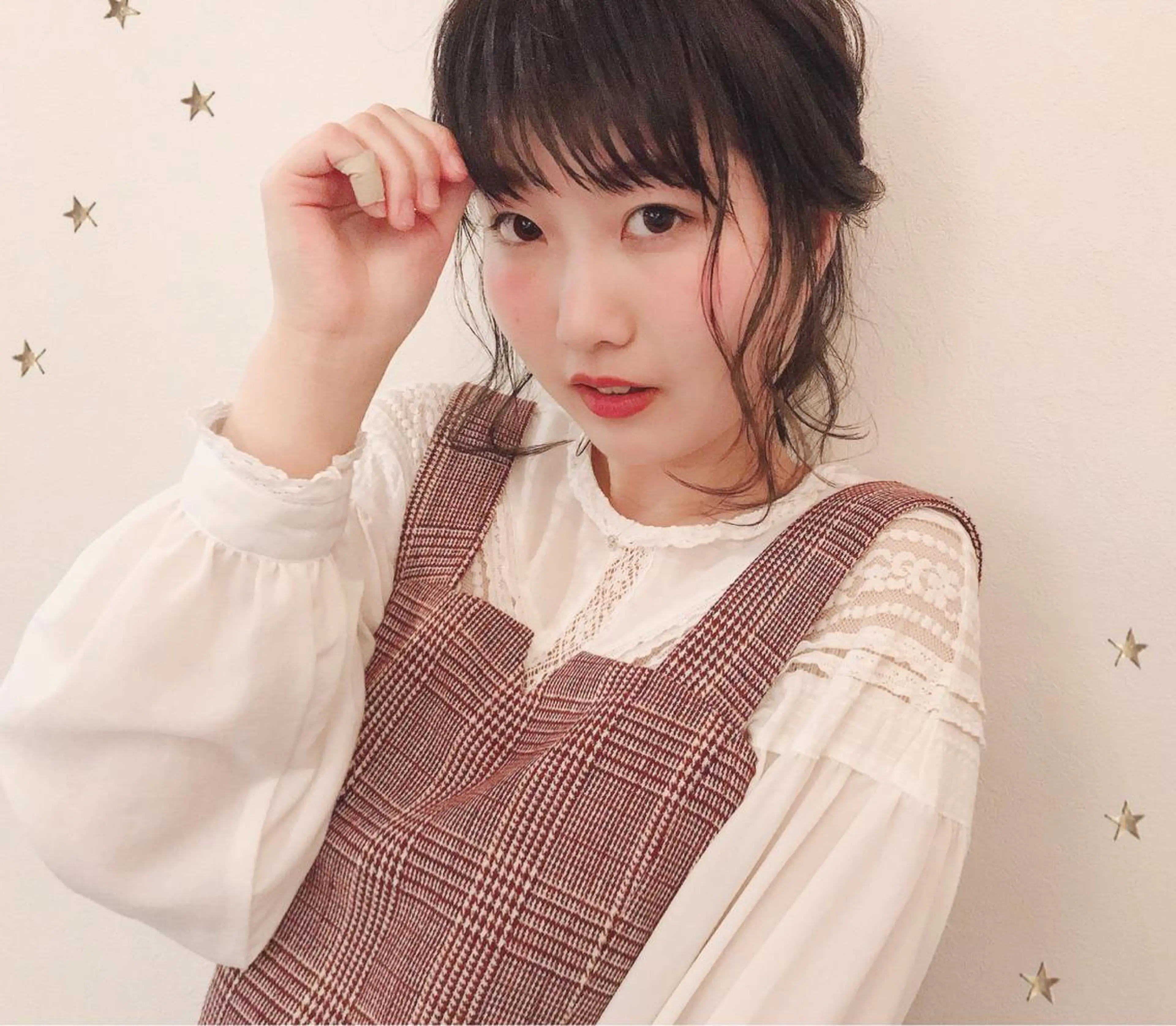 ミディアム ヘアアレンジ 市川 千夏のヘアスタイル