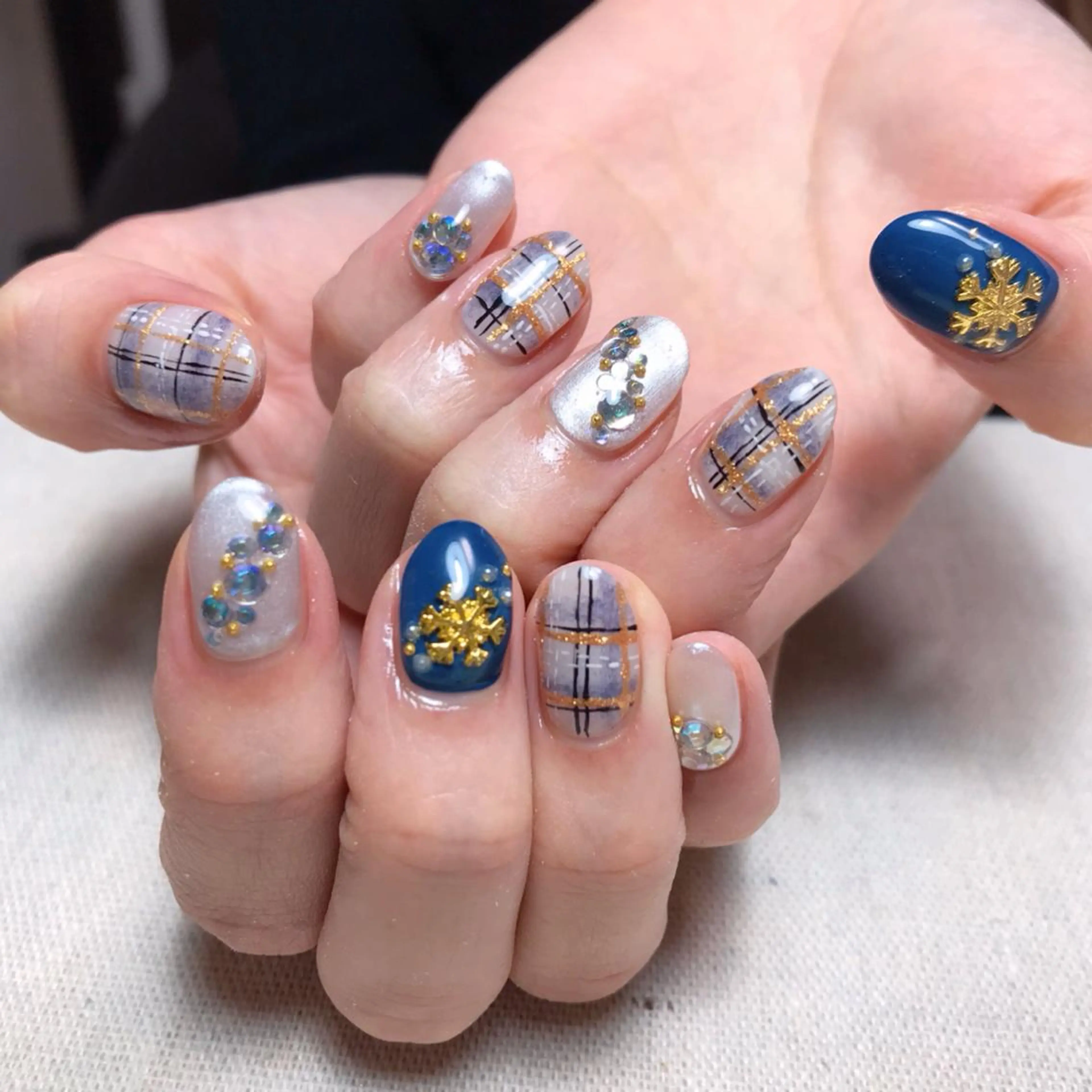 ネイル ハンドネイル 💅chainail _aiのネイルデザイン