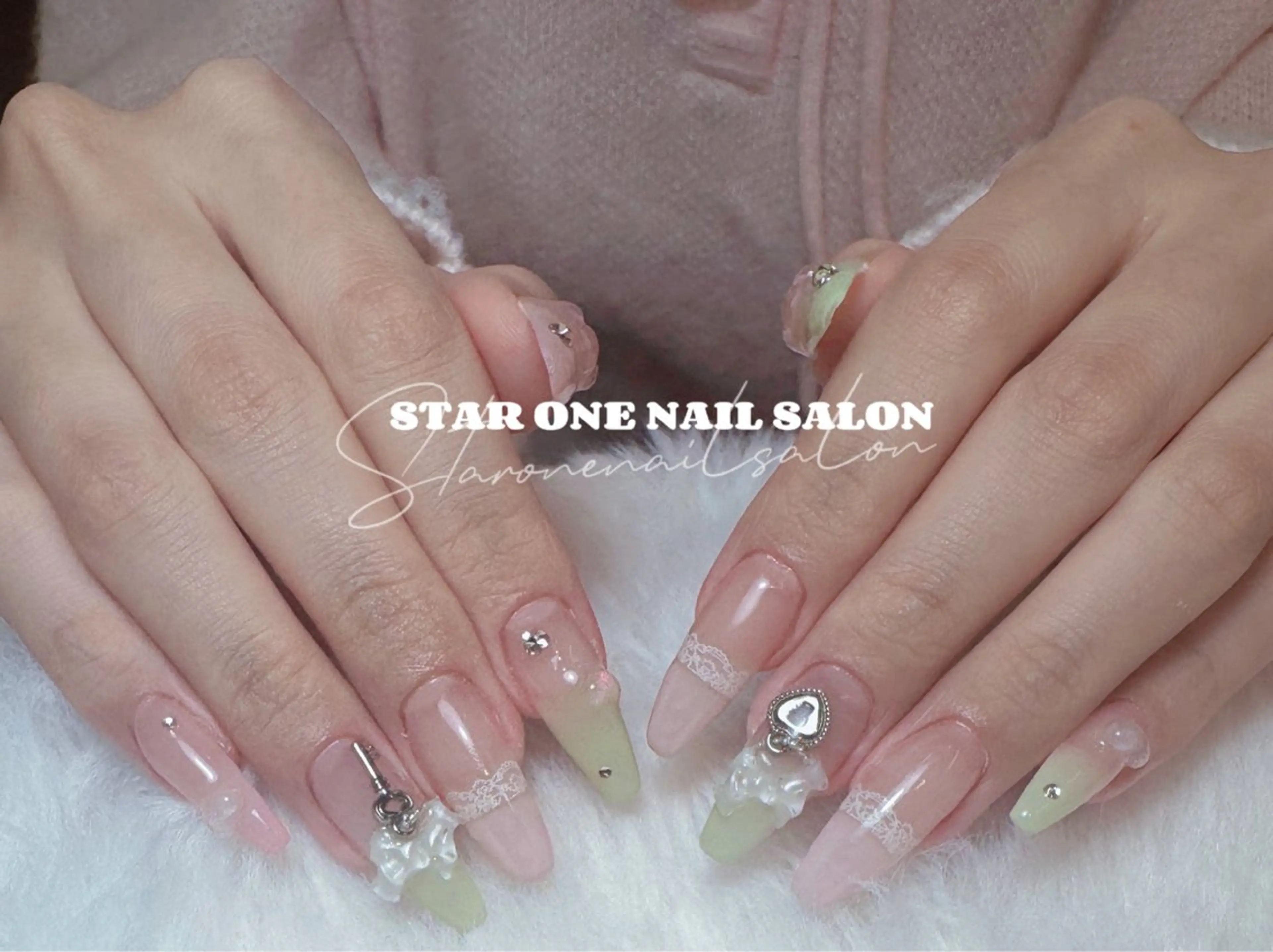 ネイル ハンドネイル 星 あみのネイルデザイン