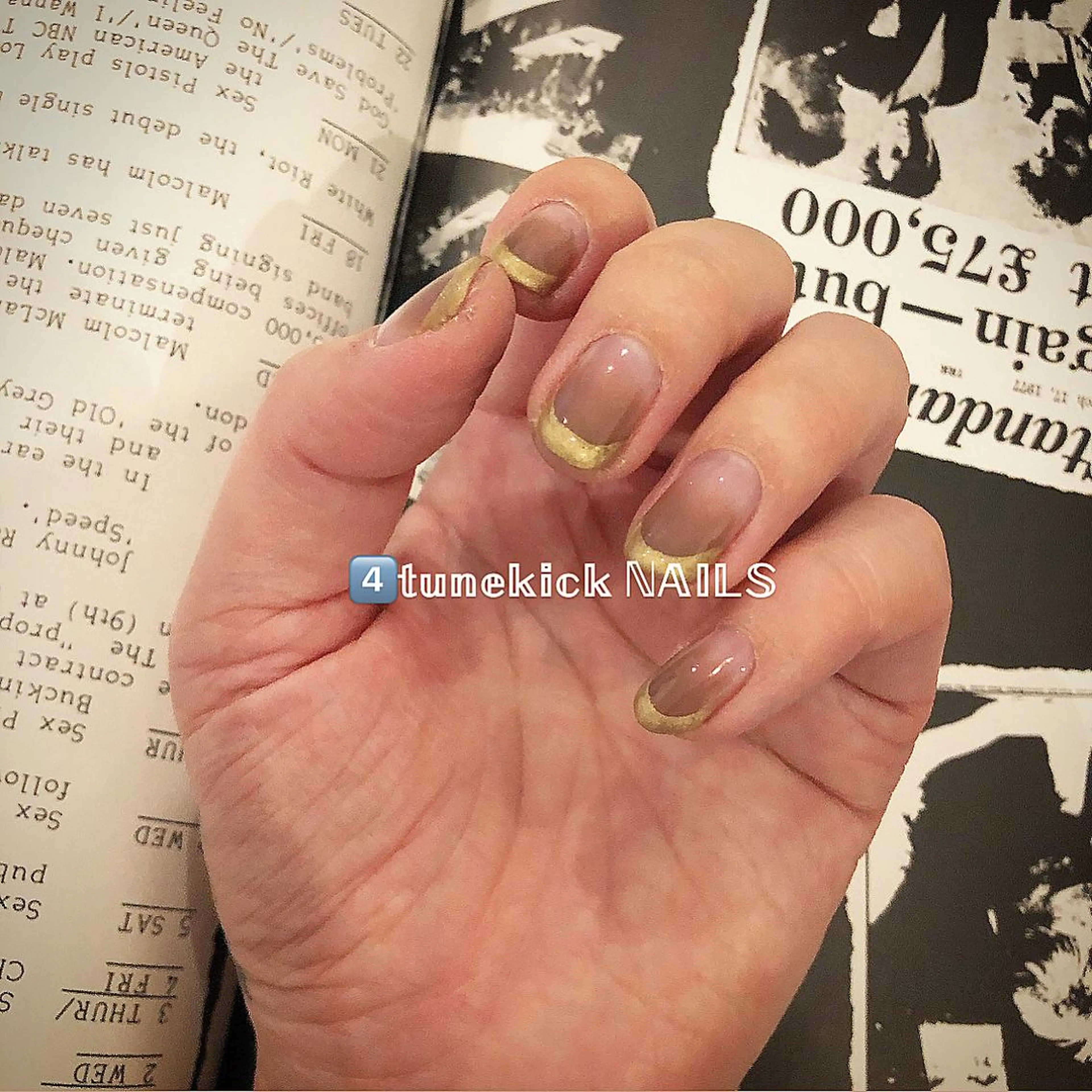 ネイル フレンチネイル グラデーション 4tunekick NAILS(フォーチュンキックネイルズ)所属・星野 淳子のネイルデザイン