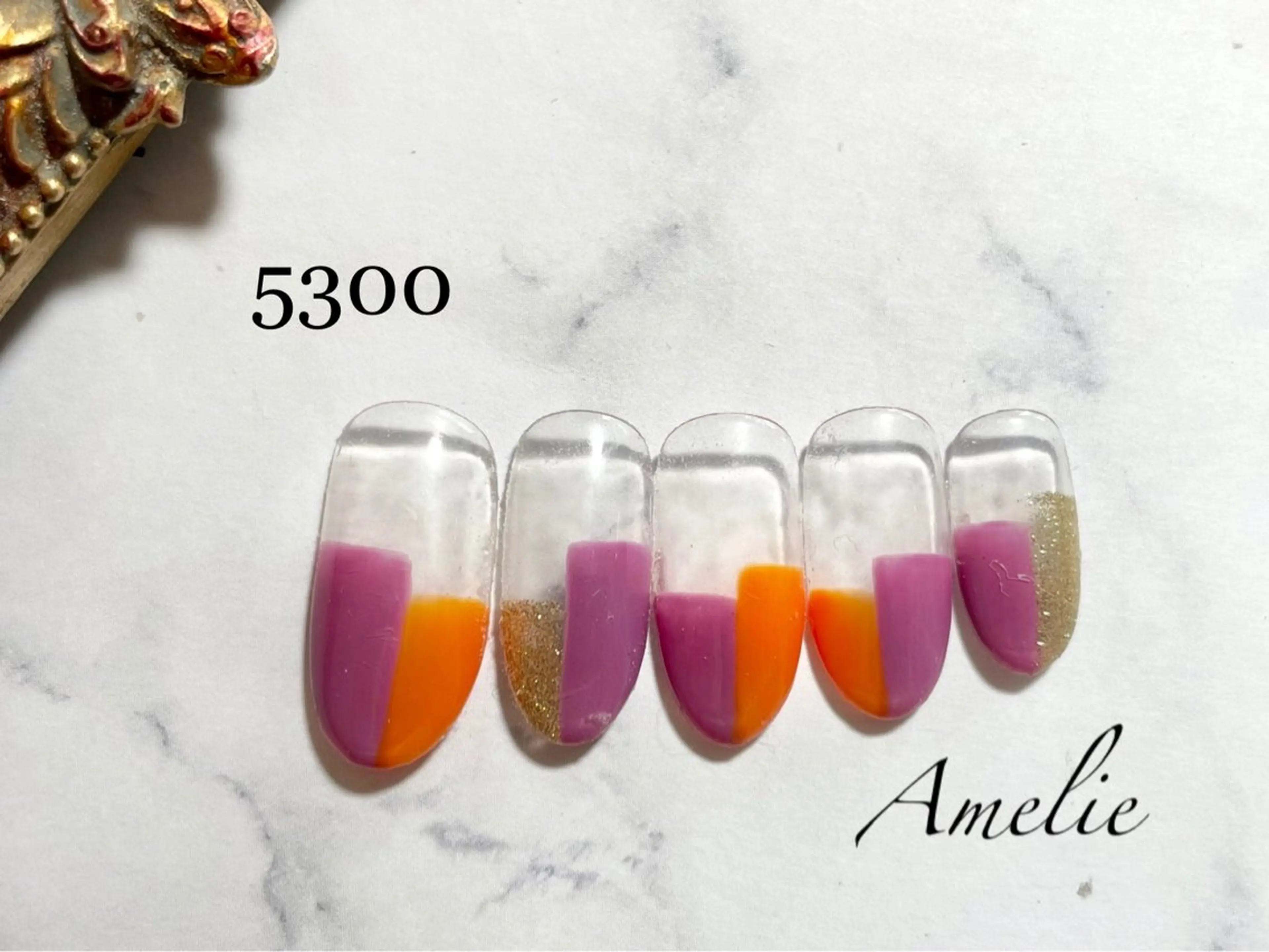 ネイル 浅野 綾のネイルデザイン