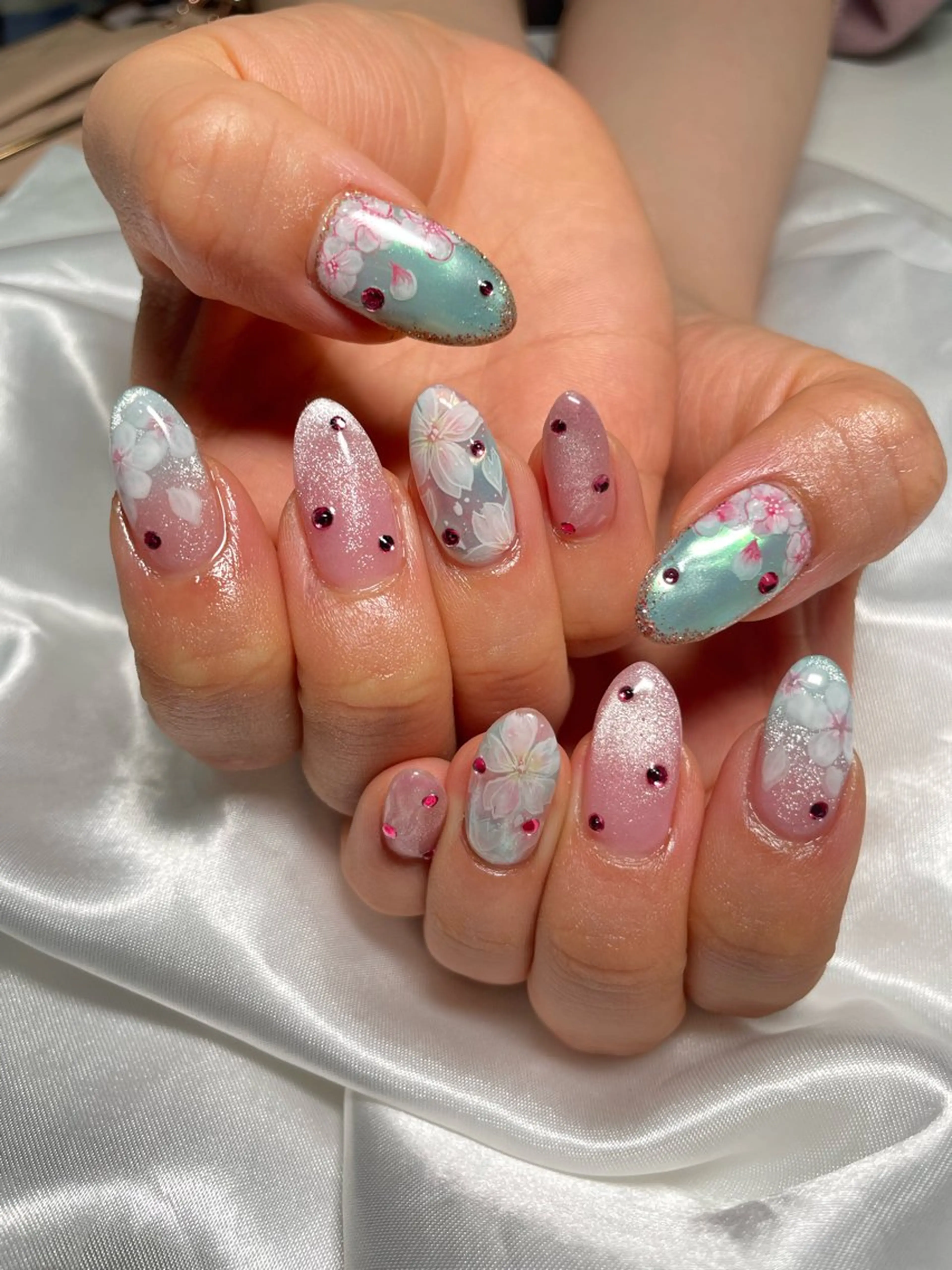 ネイル おで@ oderi_nailのネイルデザイン