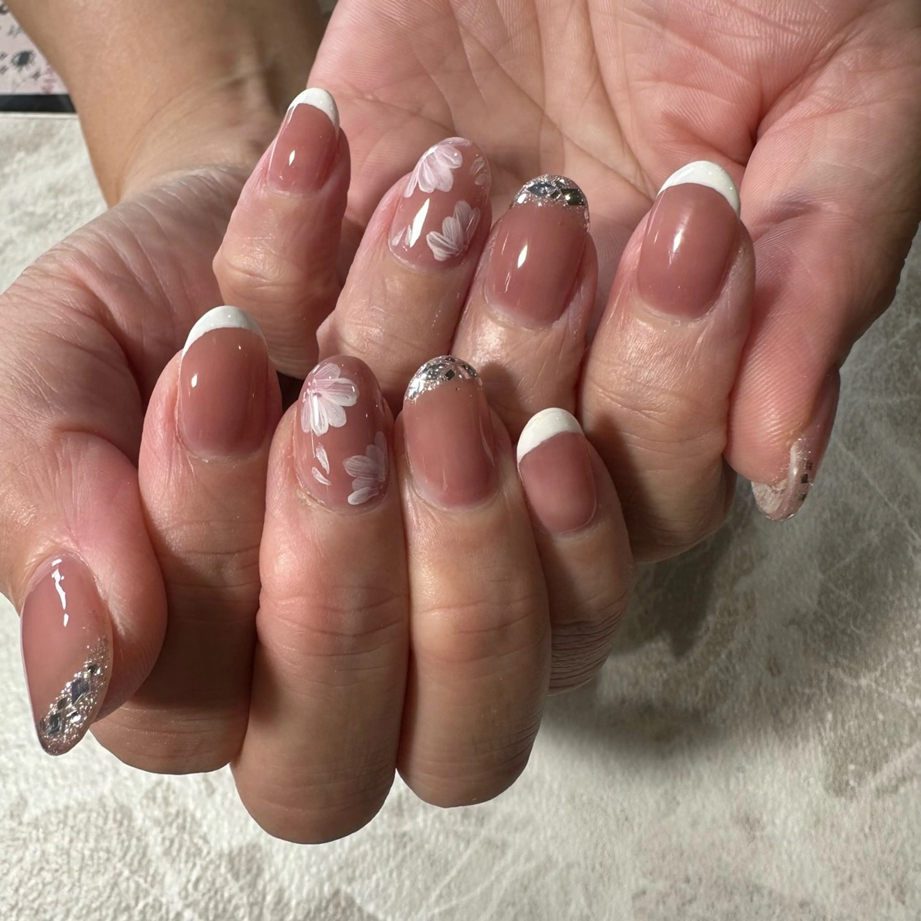 ネイル フレンチネイル a Tomokaのネイルデザイン