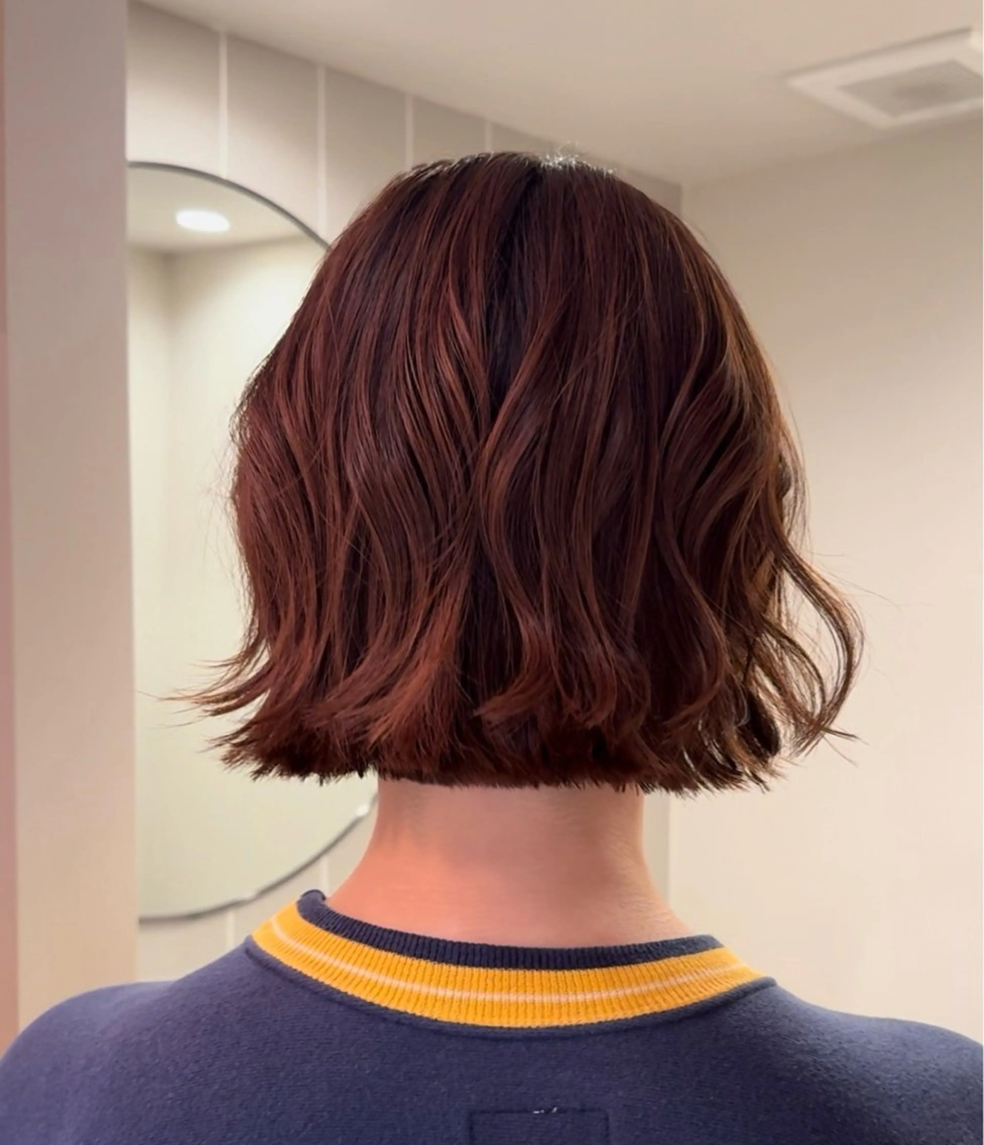 ショート ボブ 梨澤 百音のヘアスタイル