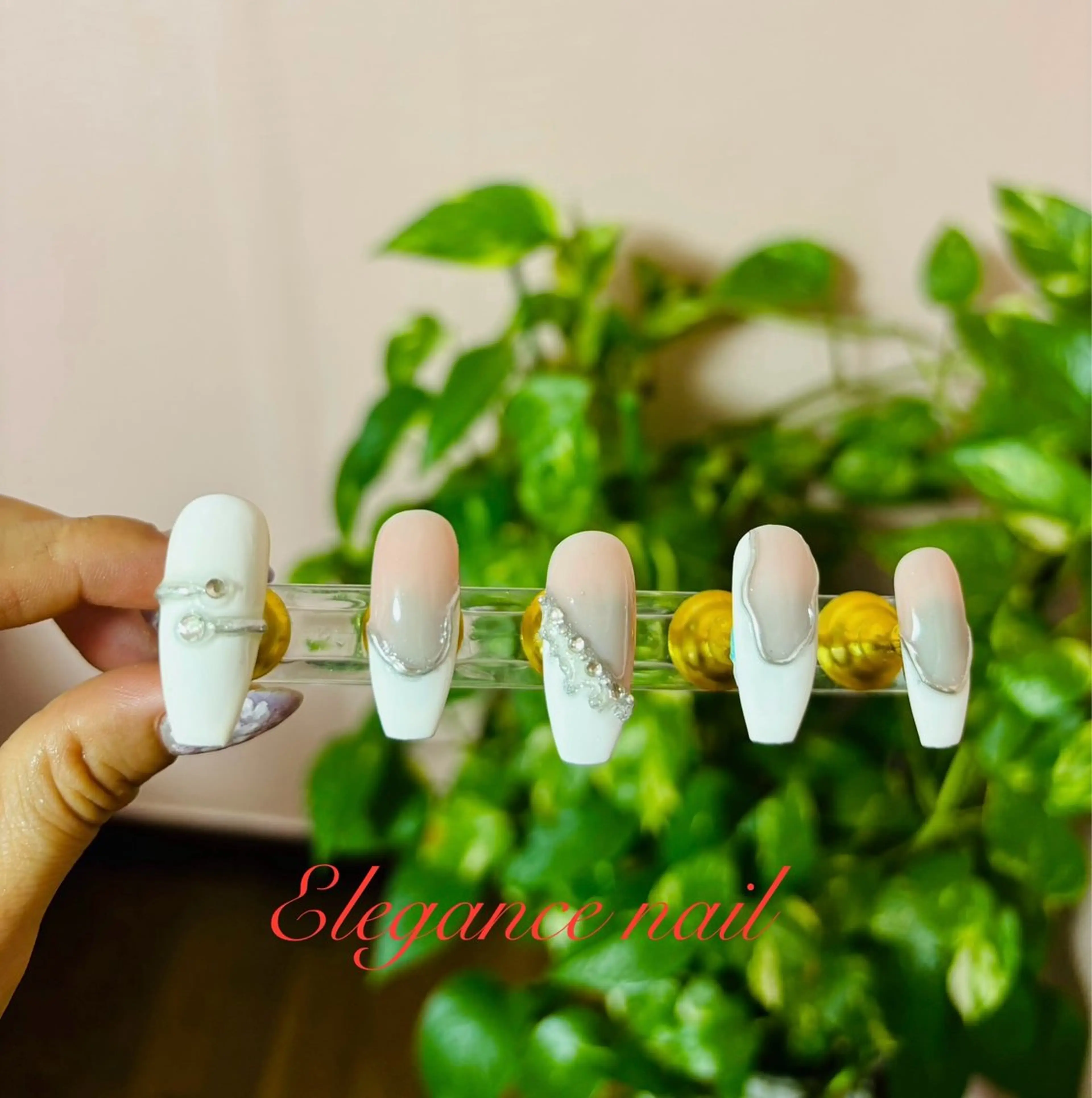 ネイル Elegance Nail本厚木店舗のネイルデザイン