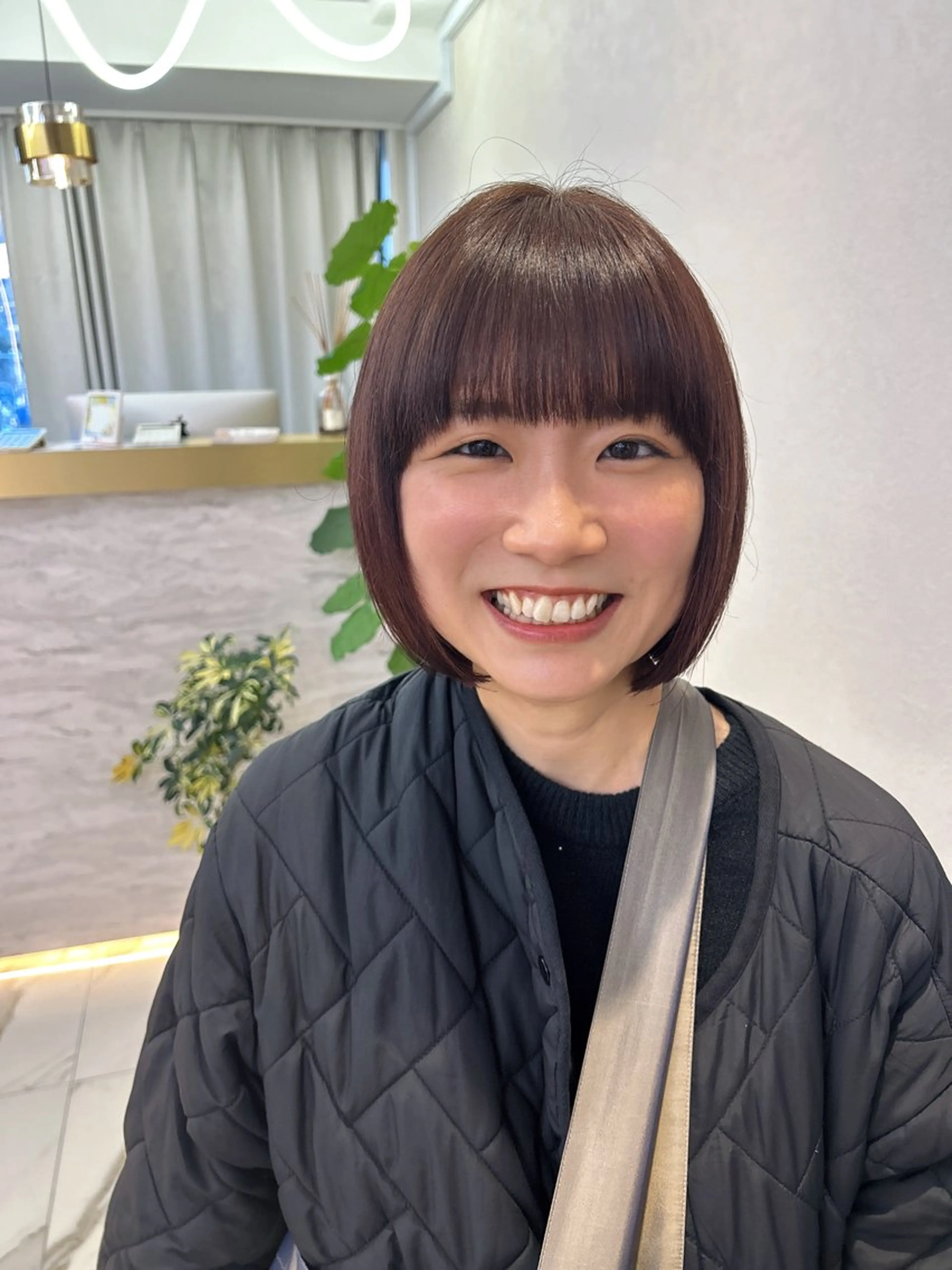 ミディアム カラー カット ヘアカラー トリートメント 佐合 梨花 / ｅａｕ〈オー〉のヘアスタイル