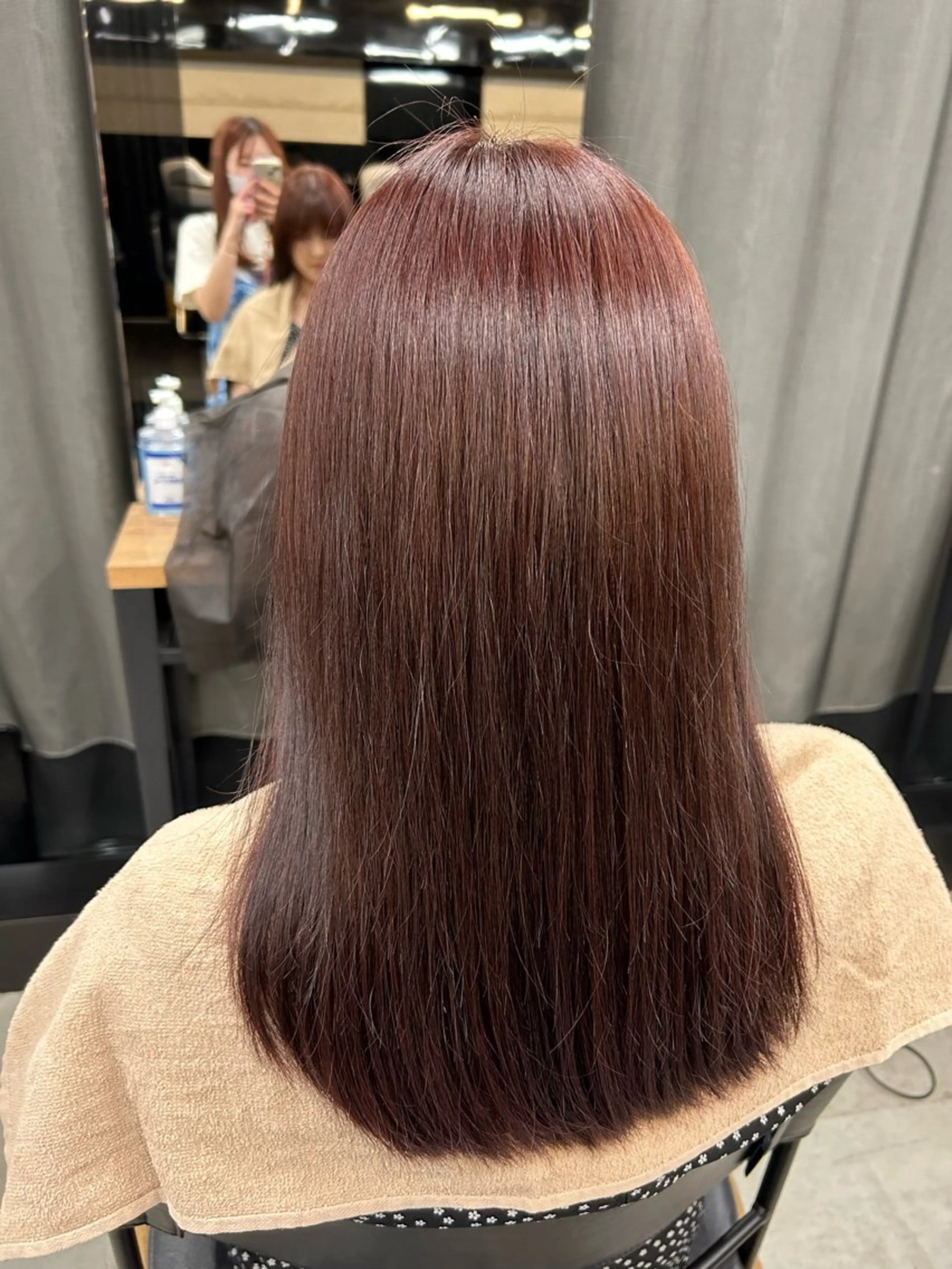 セミロング 女性らしいモテヘア 韓国ヘアhikariのヘアスタイル