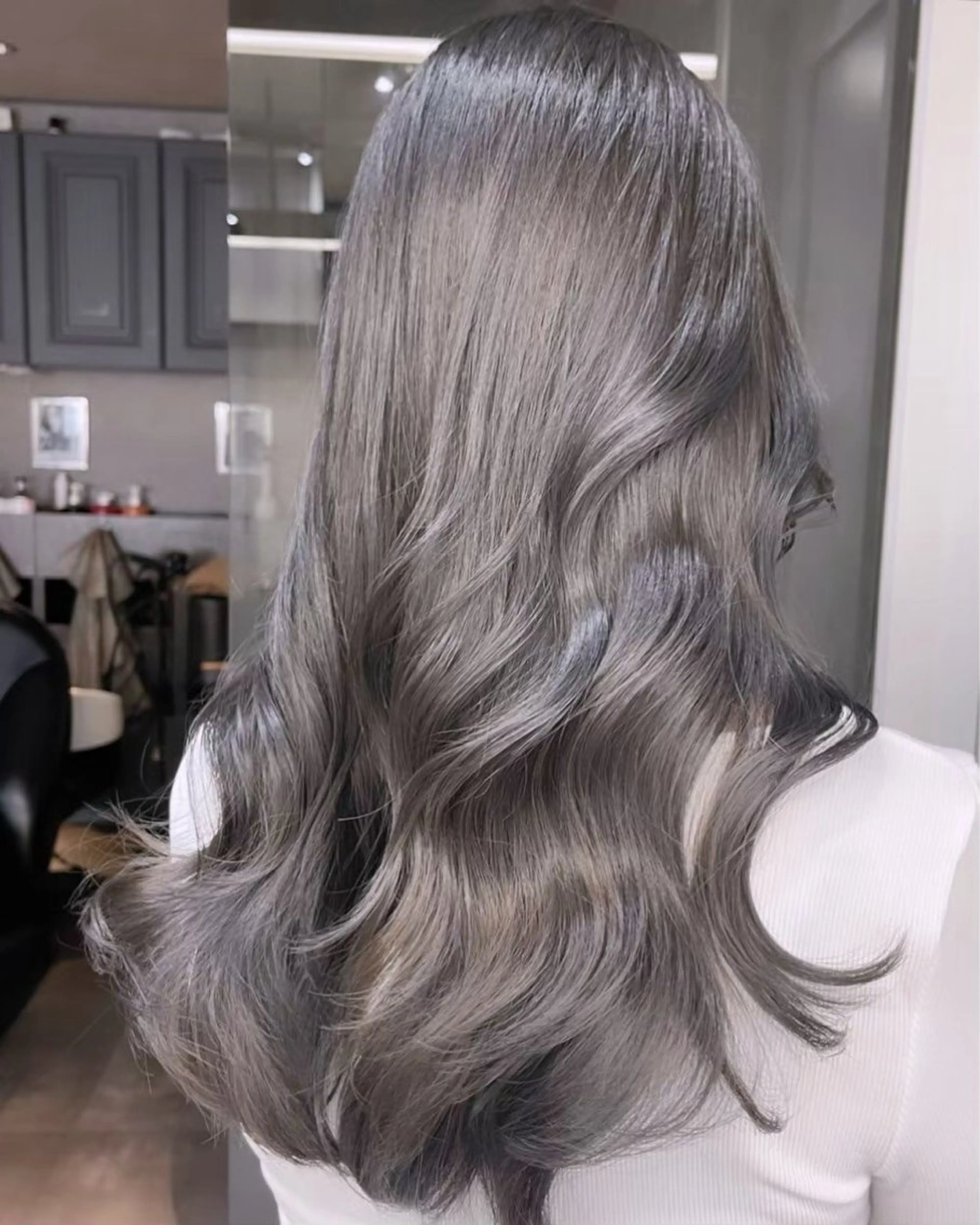 ロング ヘアカラー ai / Lond idealのヘアスタイル