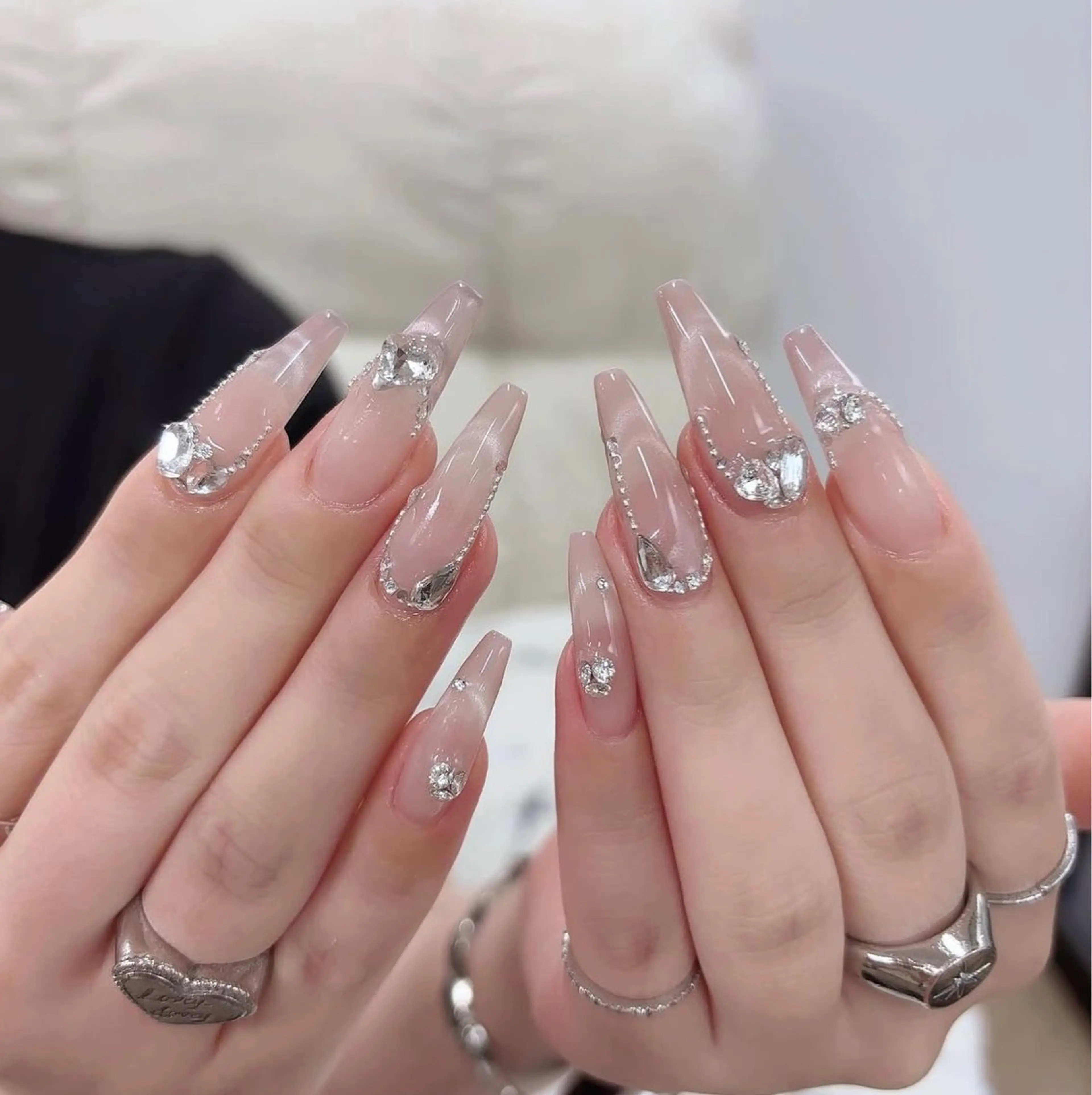 ネイル 韓国ネイル 持ち込み ニュアンスネイル ネイルチップ ハンドネイル TABI ANA.CHUOのネイルデザイン