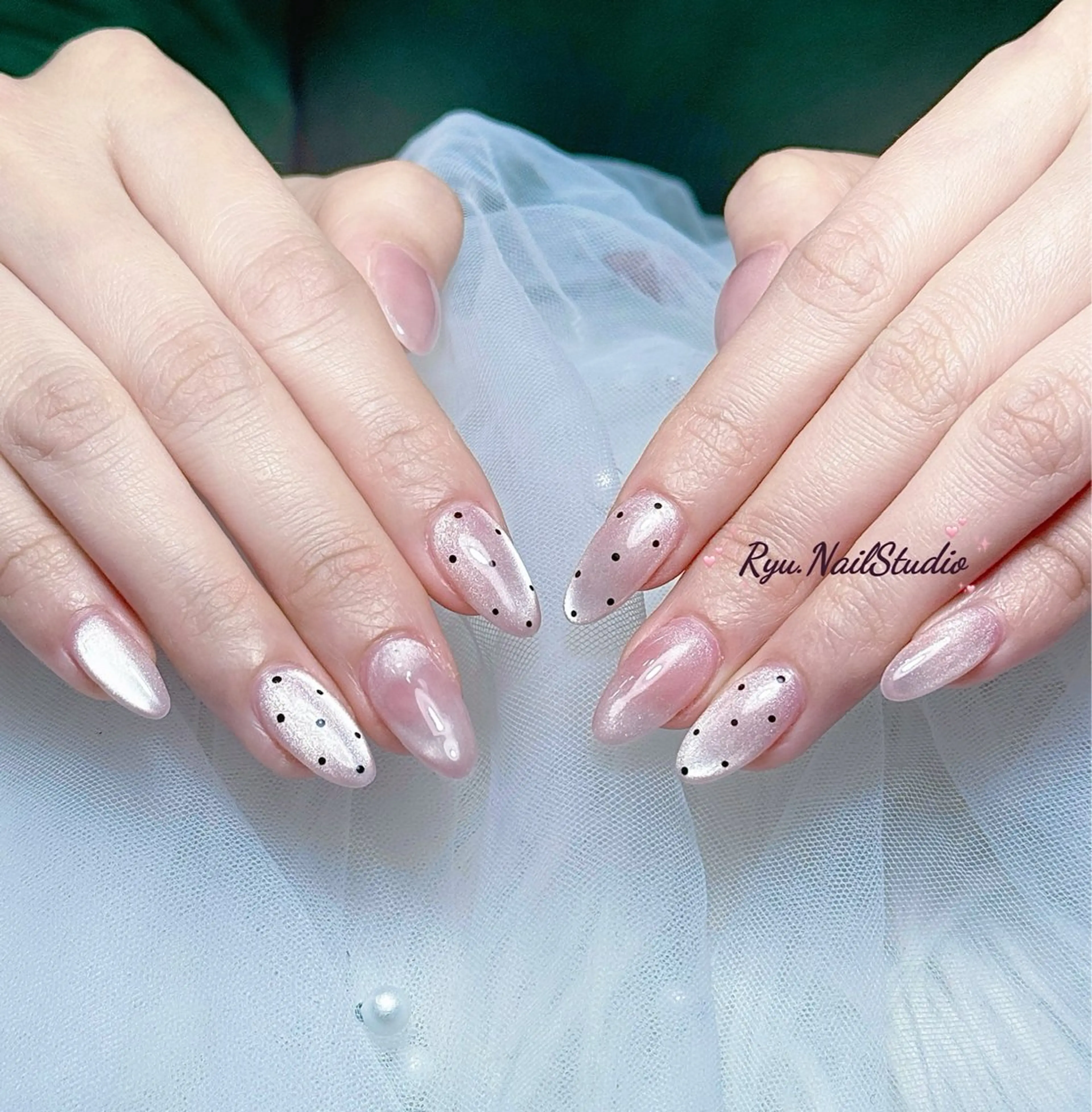 ネイル アートネイル ジェルネイル マグネットネイル ニュアンスネイル シンプルネイル ハンドネイル Ryu nail studioのネイルデザイン