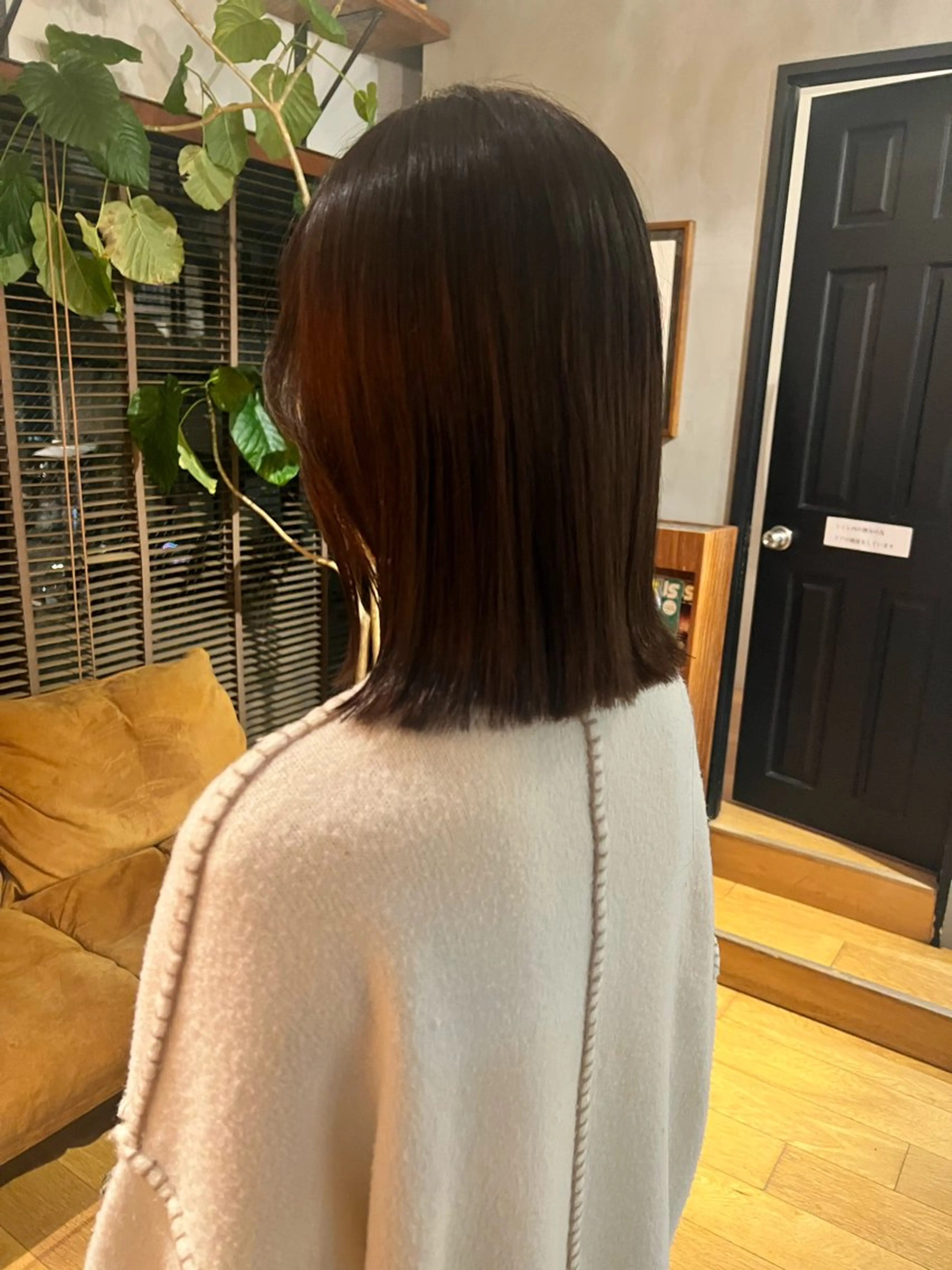 セミロング 外ハネヘア 似合わせカット✂︎ 艶カラー・*:湊七海のヘアスタイル