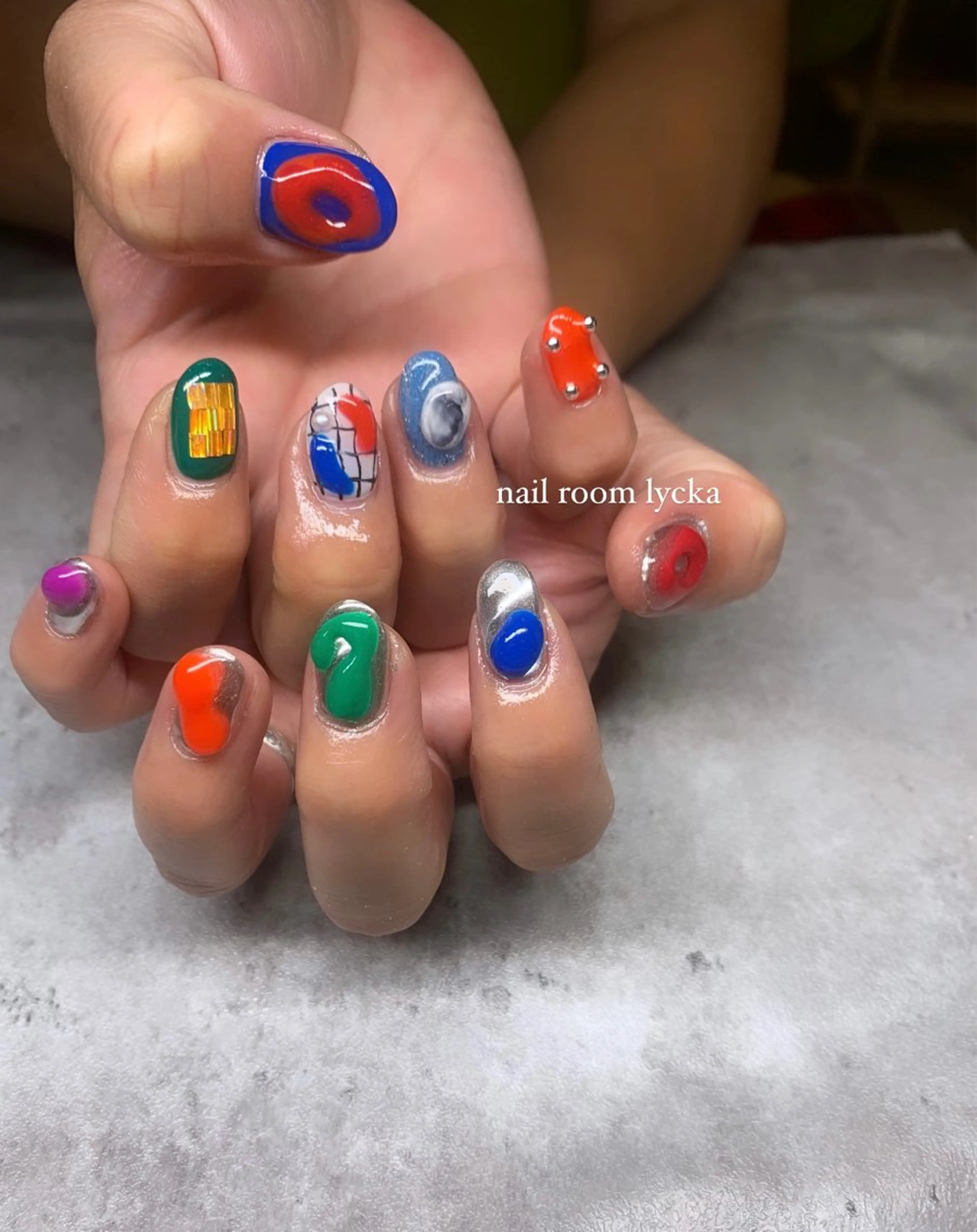 ネイル ﾈｲﾙﾙｰﾑﾘｯｶ 𝐦𝐚𝐲𝐮のネイルデザイン