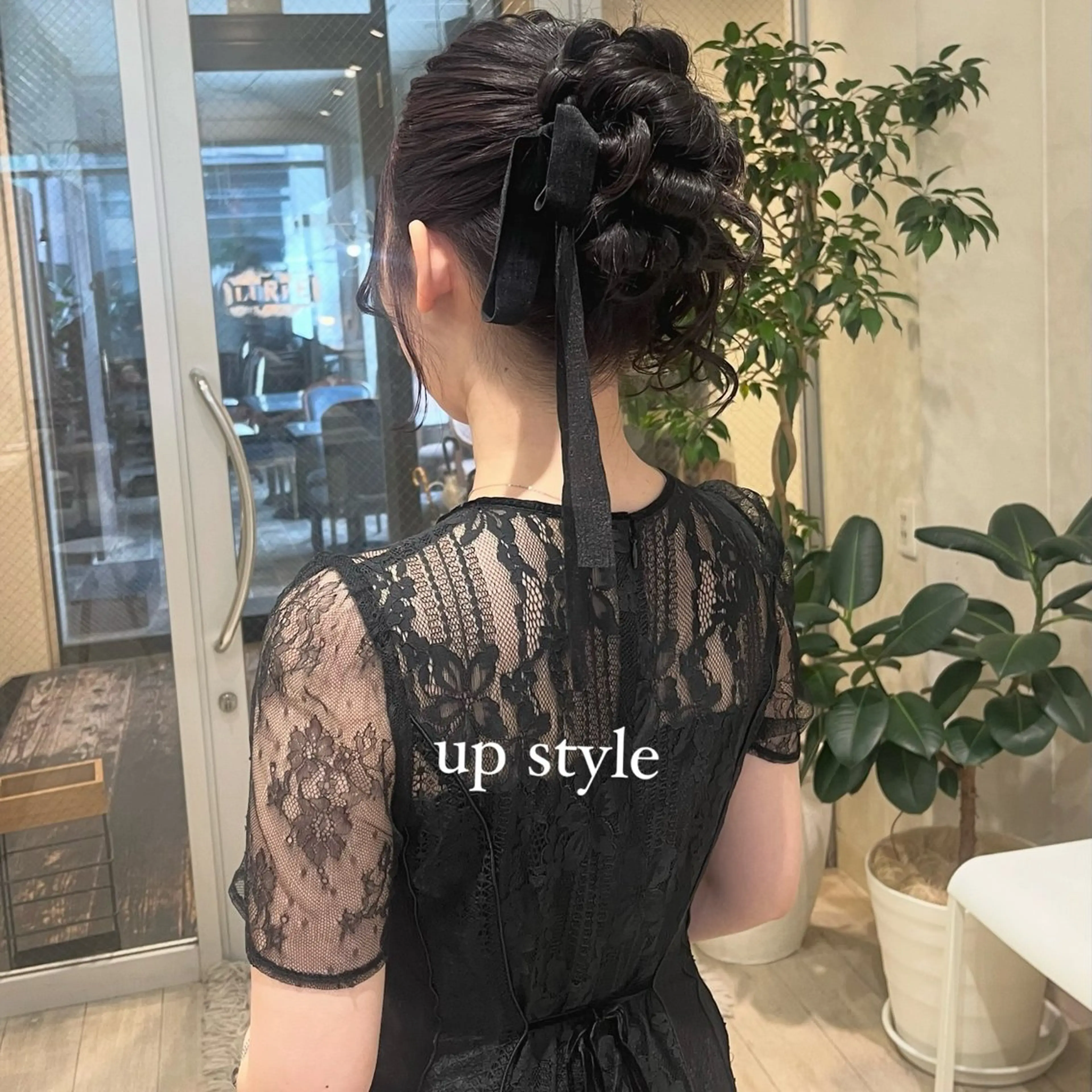 ロング ヘアアレンジ SiLO yuri andoのヘアスタイル