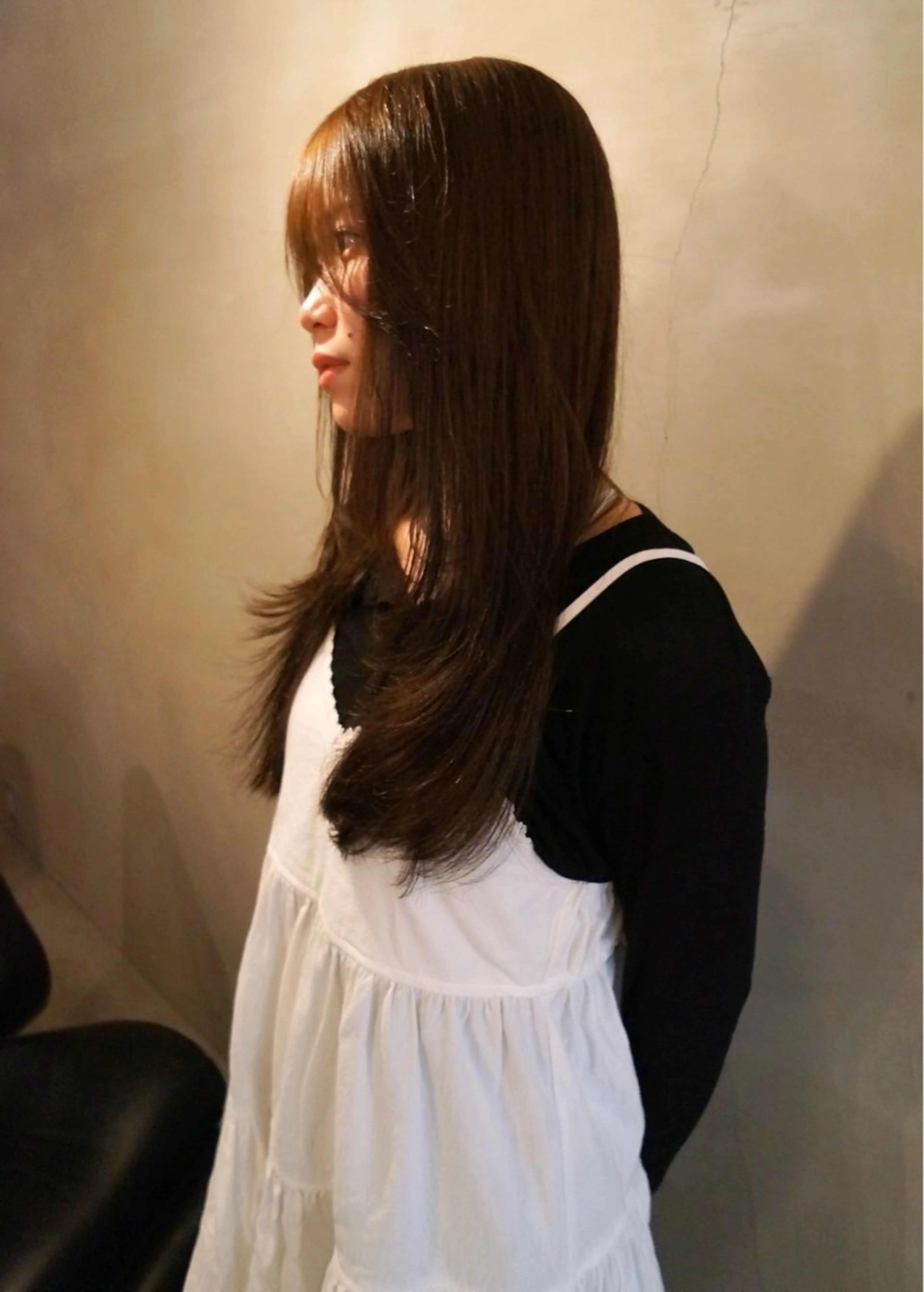 セミロング カラー ブリーチ 透明感カラー ダブルカラー グレージュ ブリーチなしカラー カット ヘアカラー 林　蓮／レイヤー ／透明感カラーのヘアスタイル