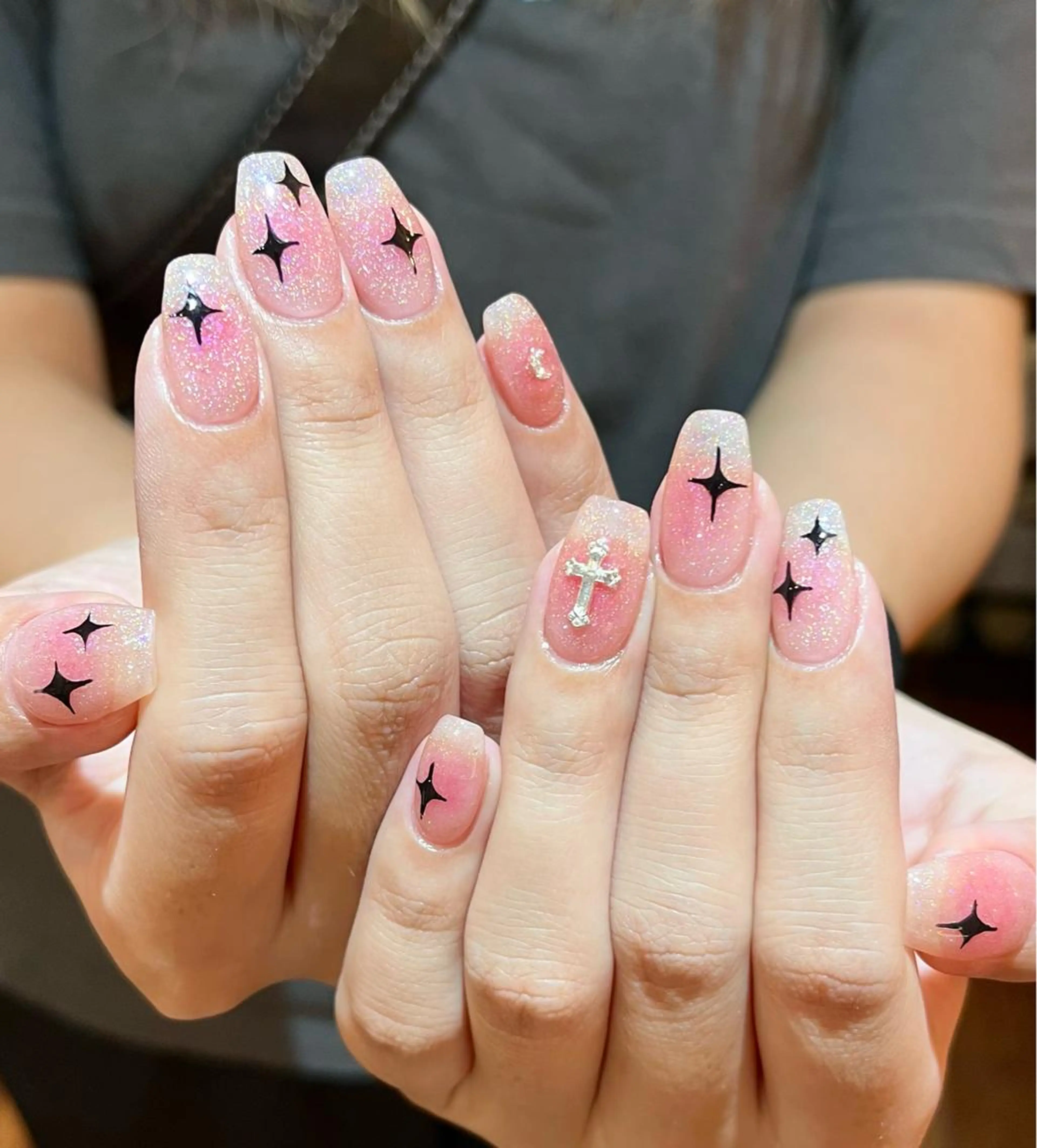 ネイル チークネイル キラキラネイル 韓国ネイル マグネットネイル ハンドネイル フットネイル Para Sol nail　Maoのネイルデザイン