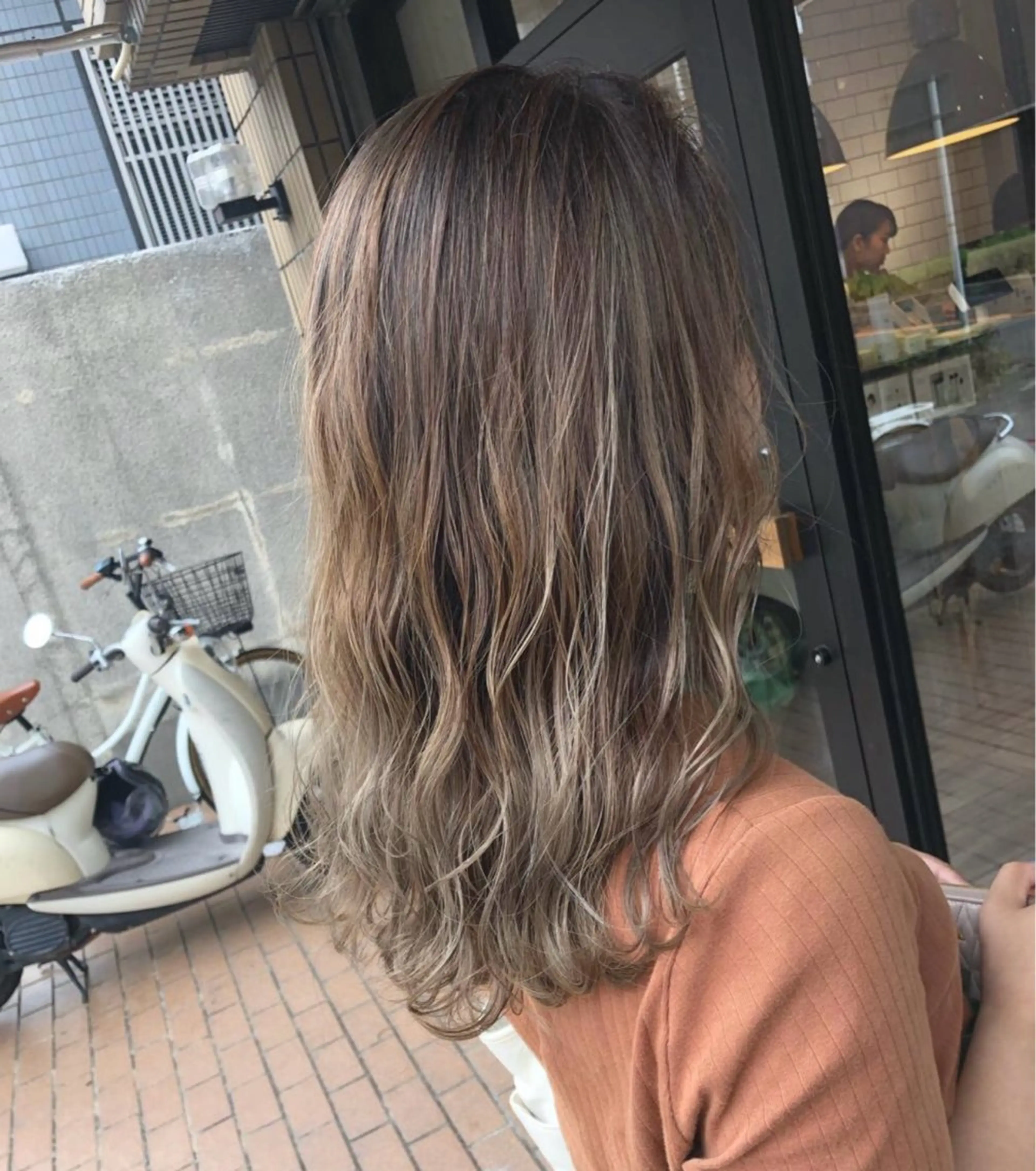 ロング カラー Lafithhair lov. 福山駅家店のヘアスタイル