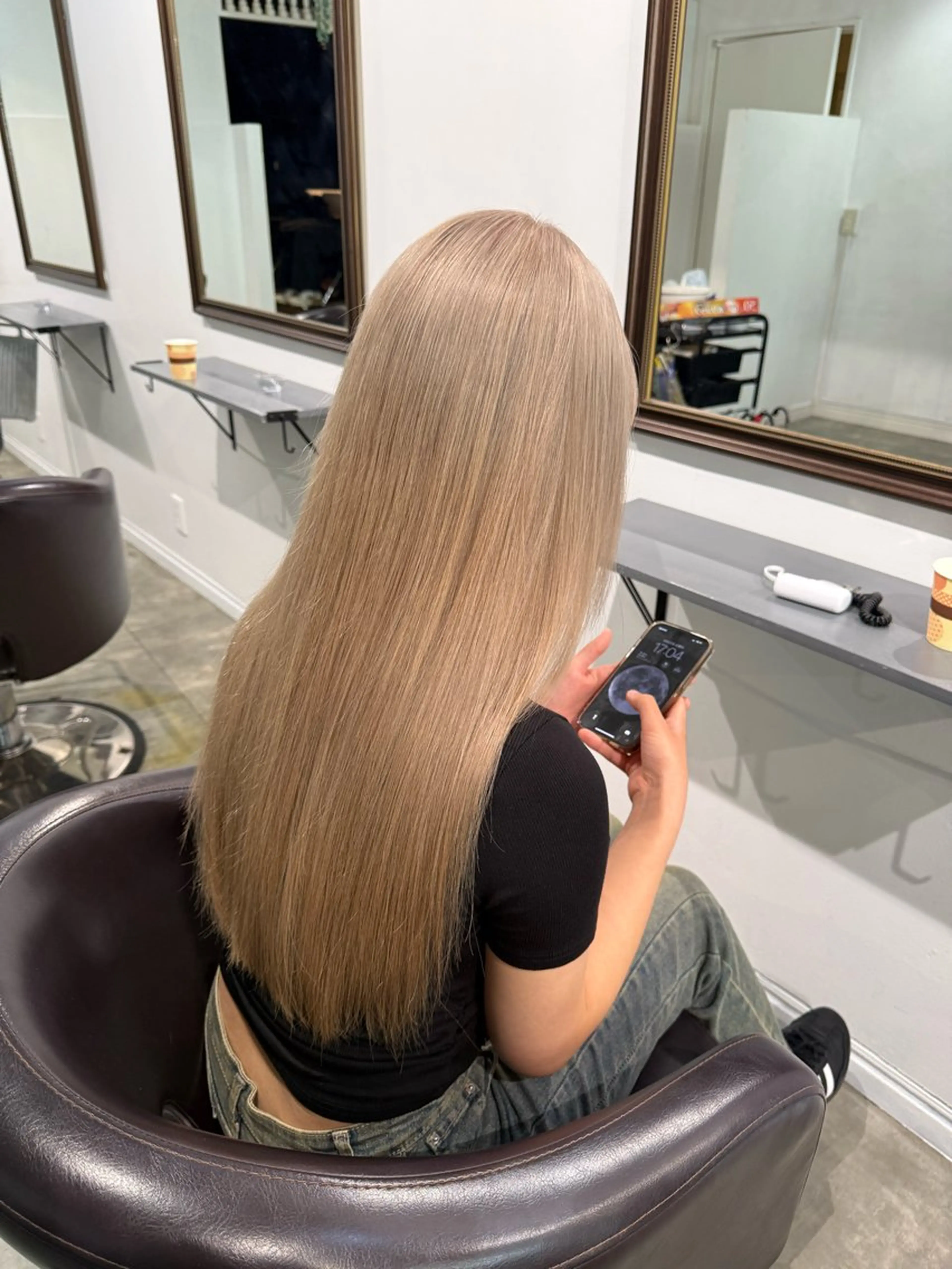 ⚠️【今だけの限定価格】⚠️ケアブリーチ+カラー⭐️の写真