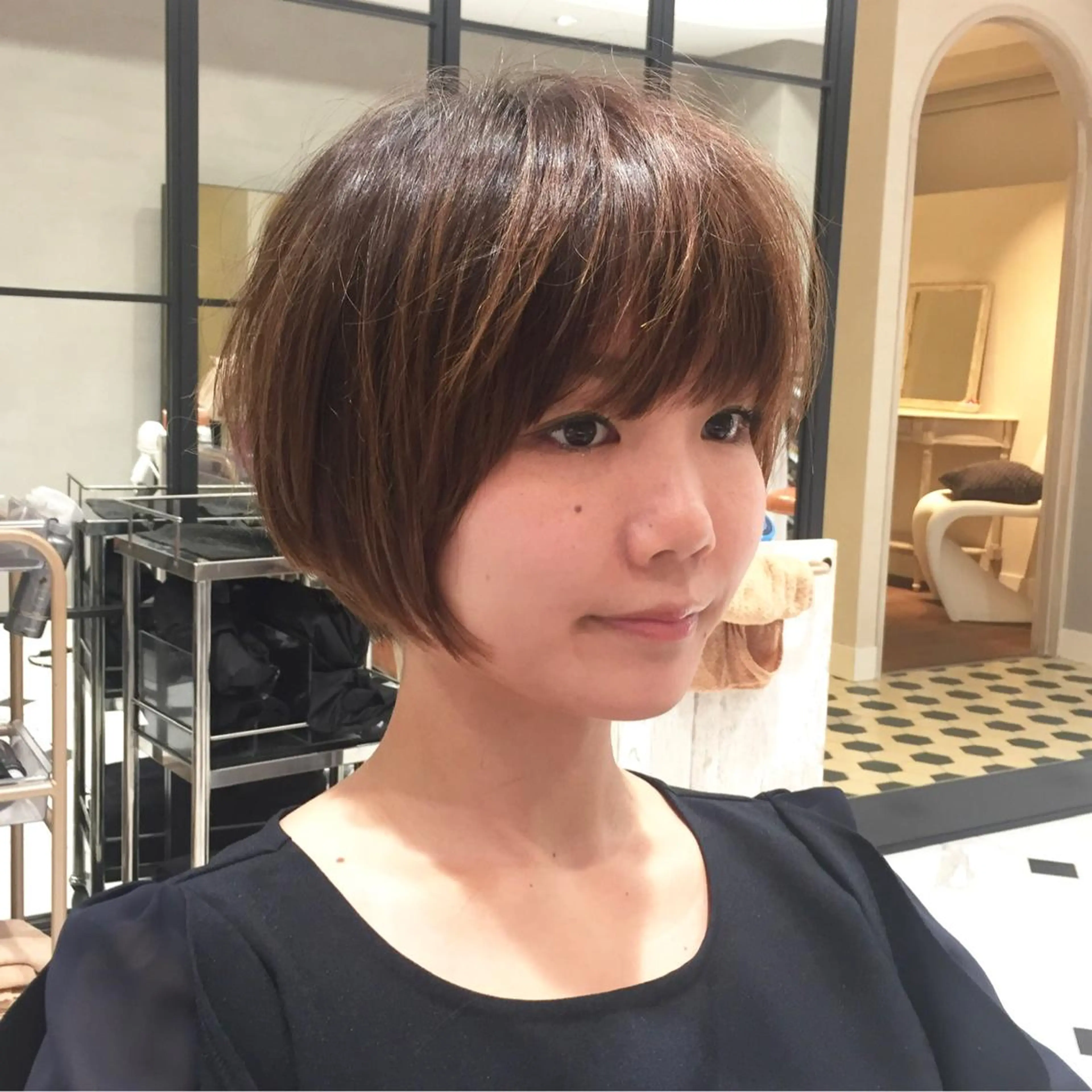ショート 【銀座｜店長】 イノケンのヘアスタイル
