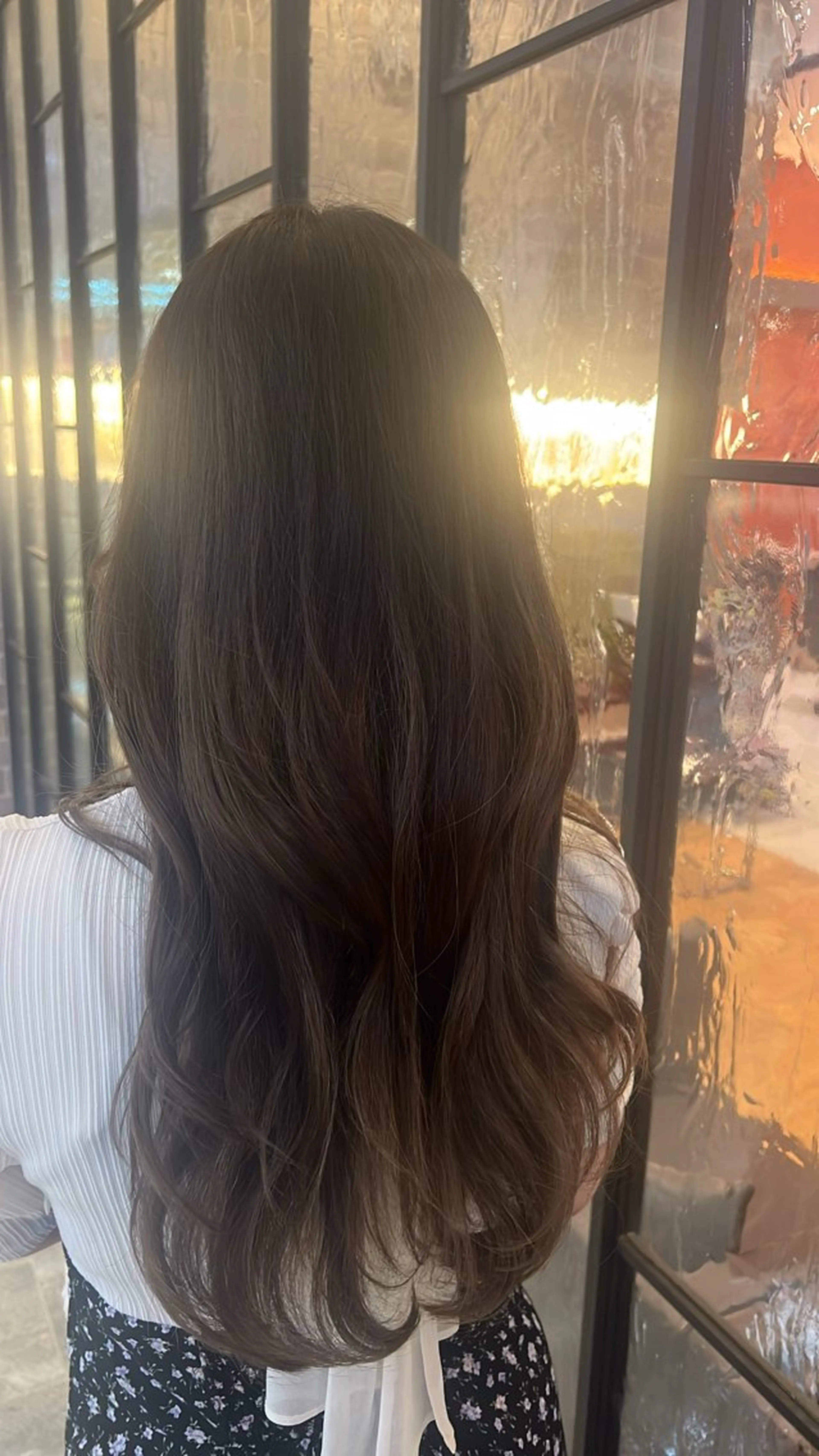 ロング 岡﨑 怜奈のヘアスタイル