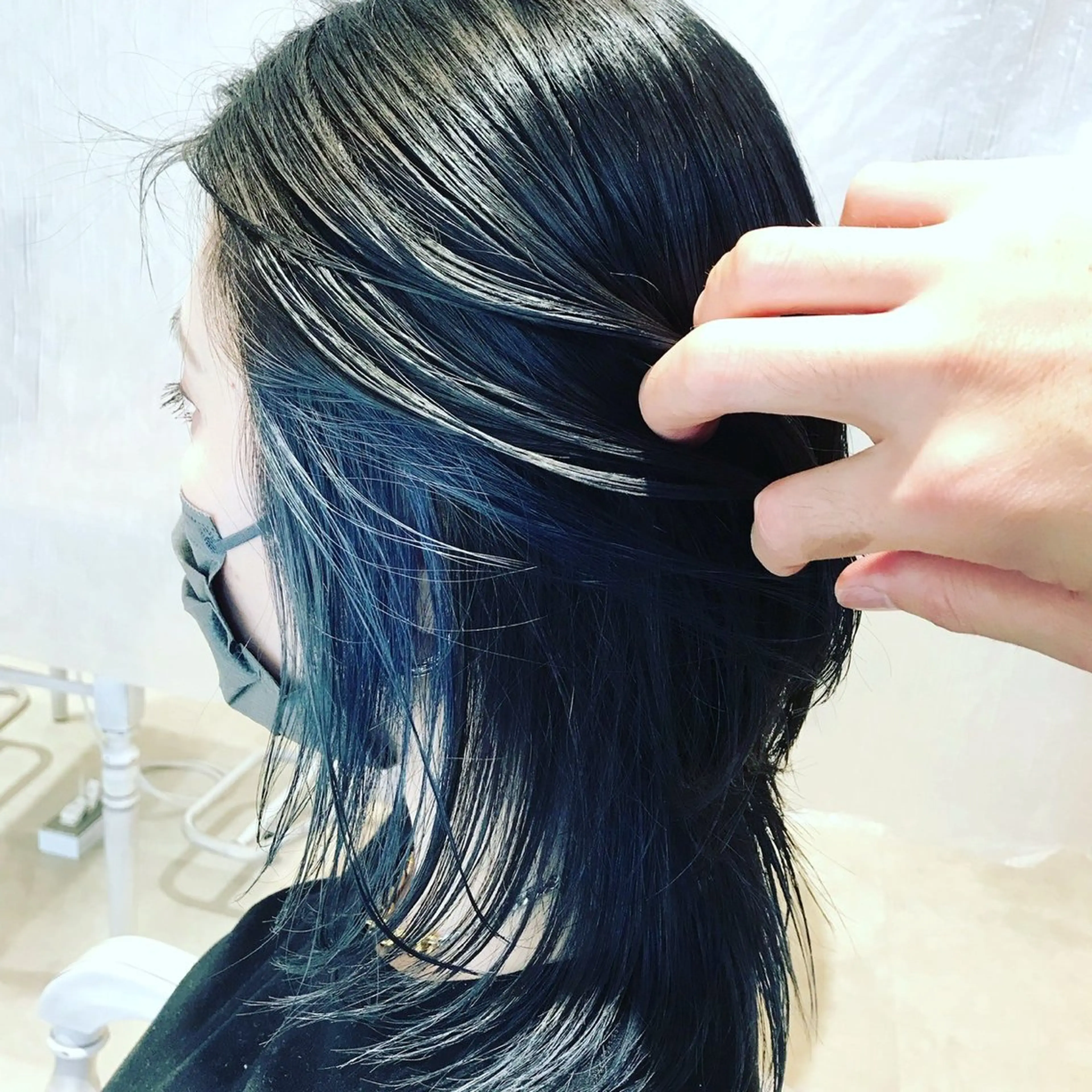 ロング カラー 浦野 龍太のヘアスタイル