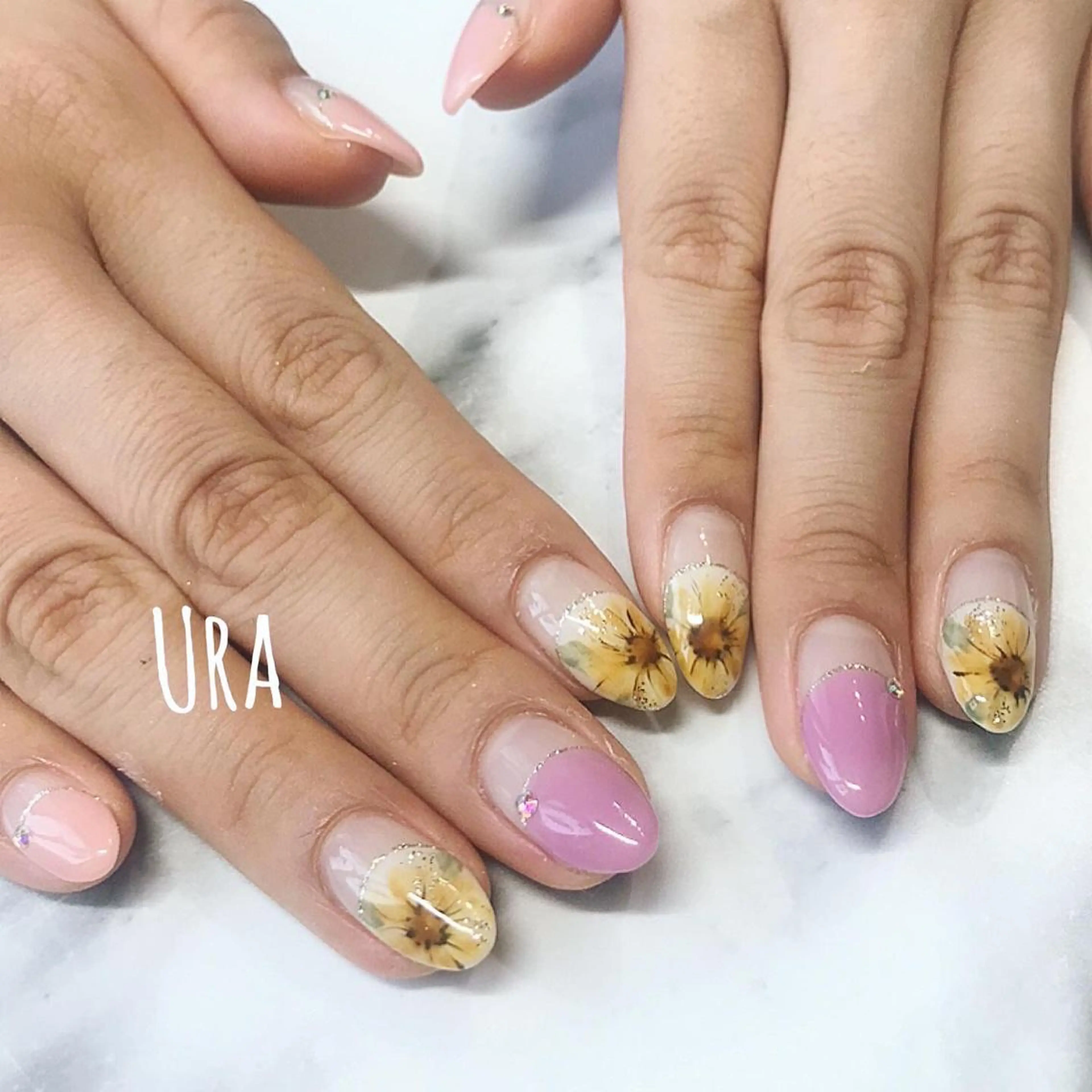 ネイル ハンドネイル UrakoNail 《nail》のネイルデザイン