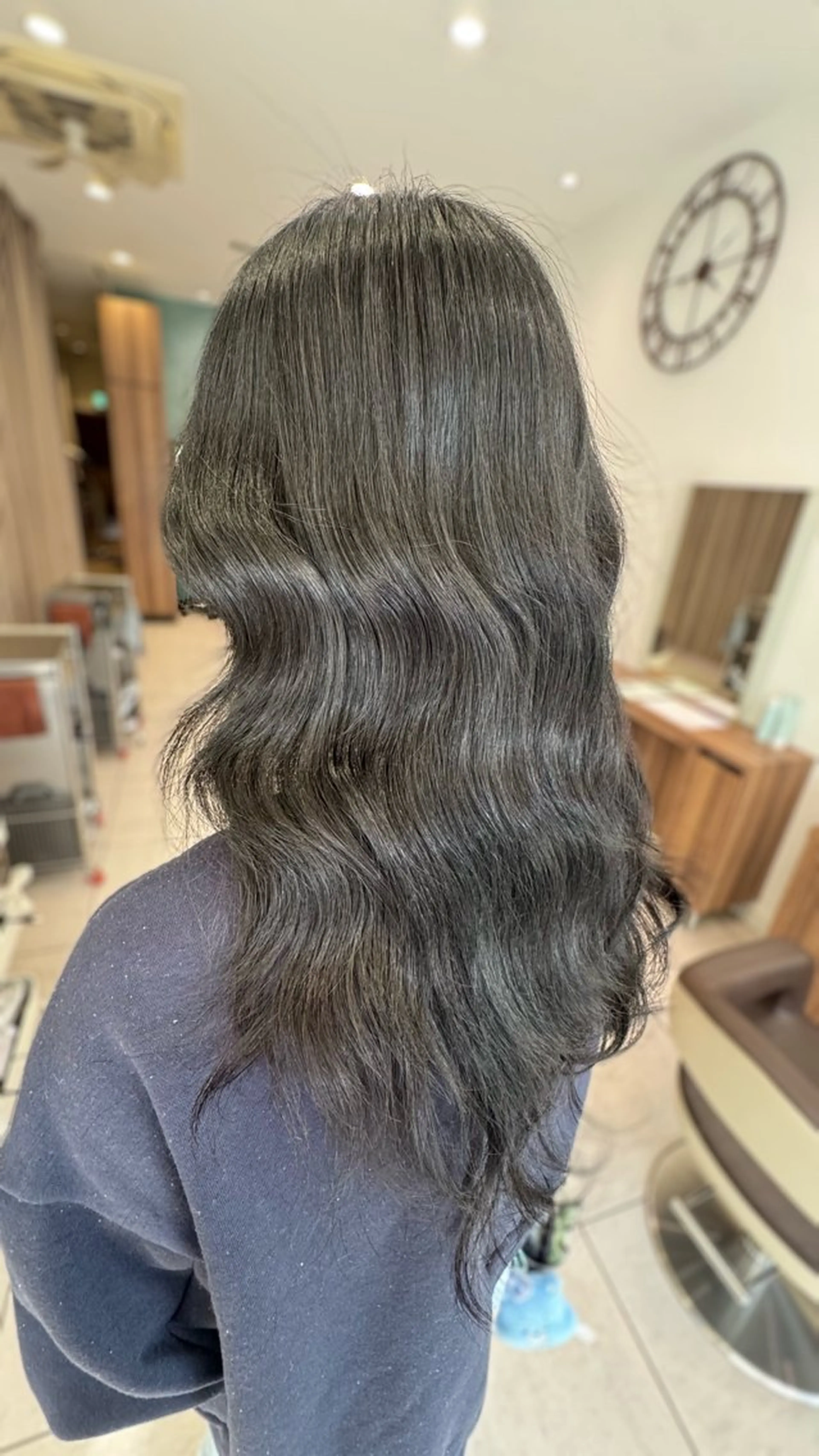 ロング 韓国風ヘア ヘアカラー 薮押 いづみのヘアスタイル