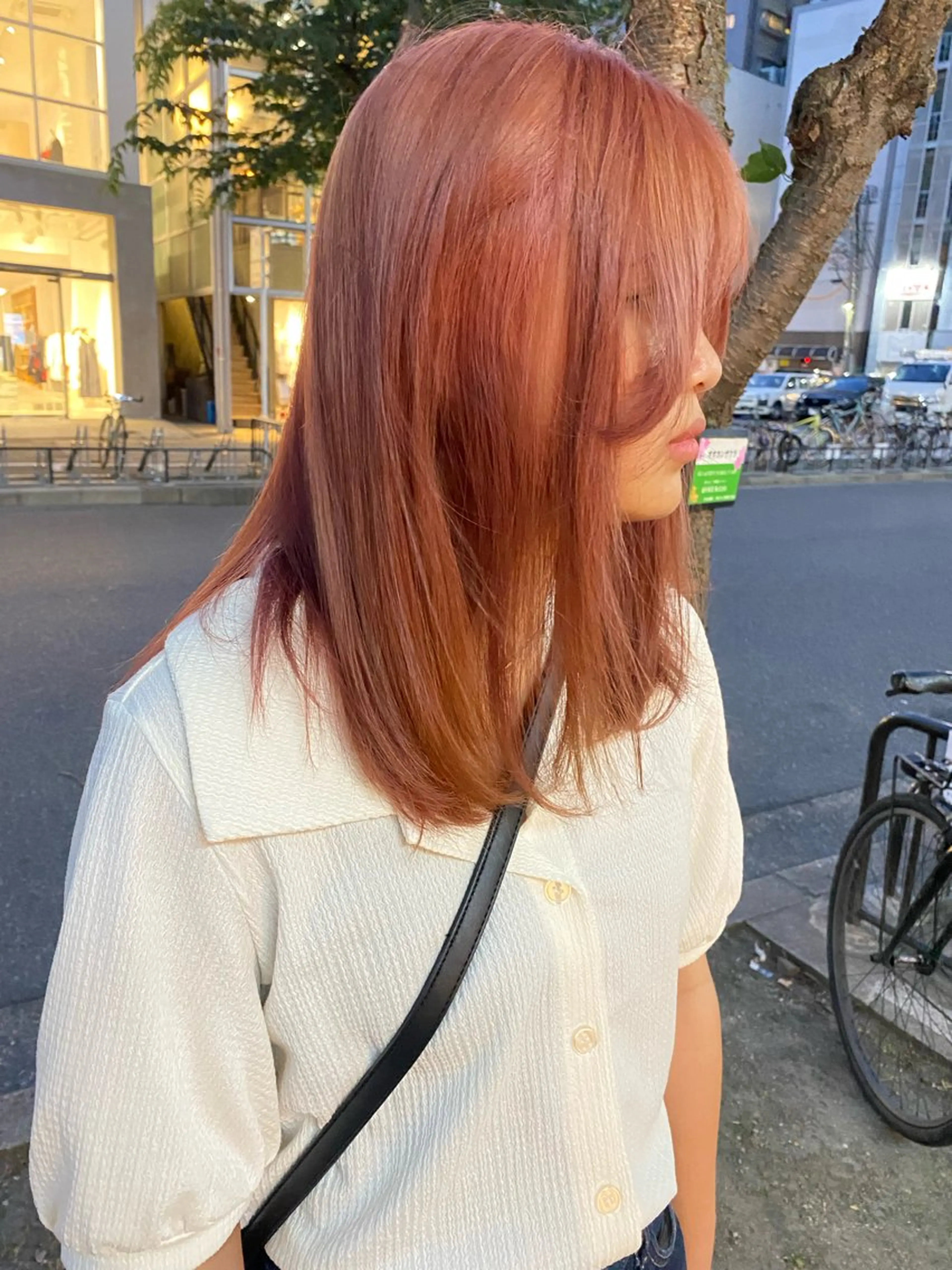 ロング ヒラカホ/ ブリーチ/似合わせのヘアスタイル