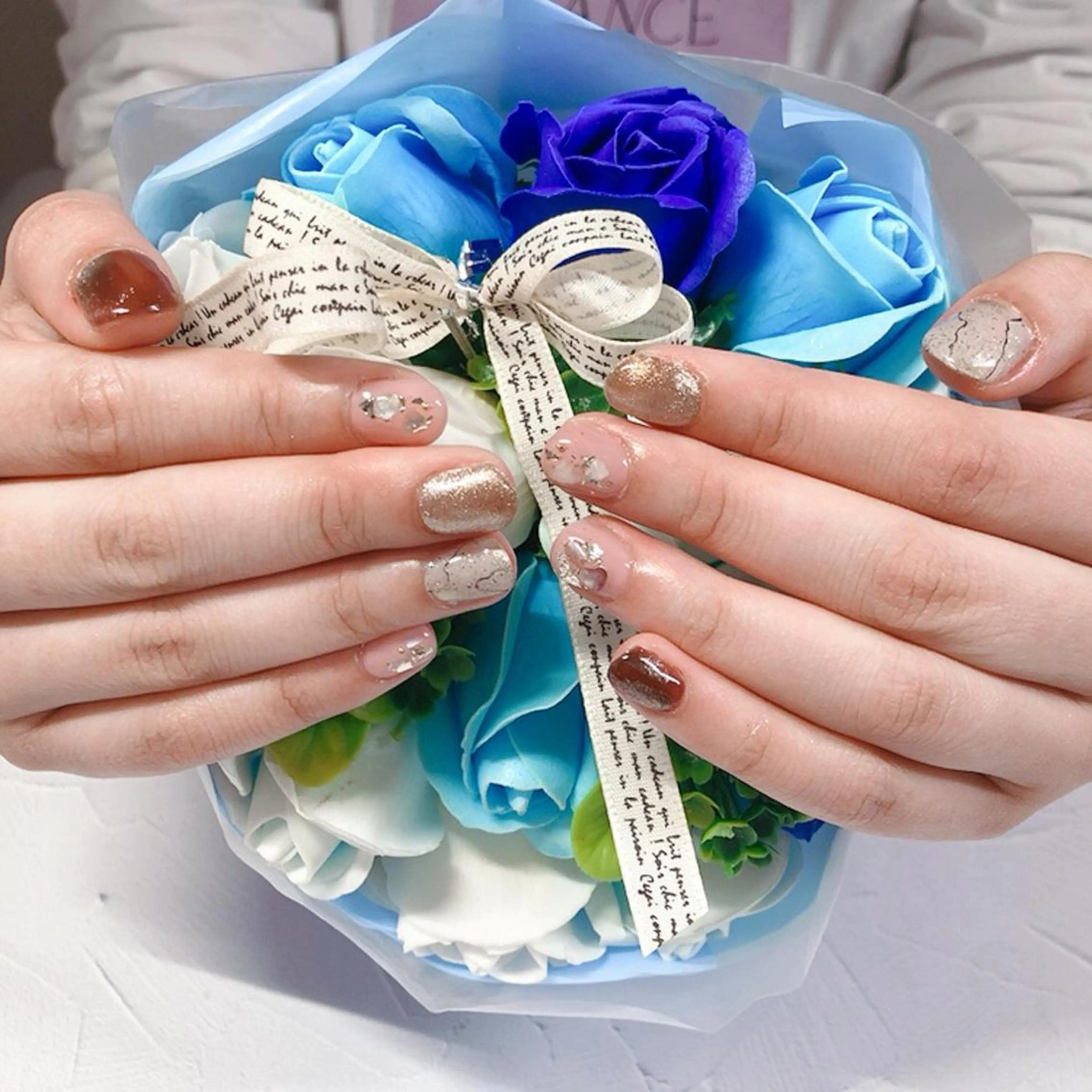 ネイル 持ち込み ニュアンスネイル 奥園 良恵のネイルデザイン