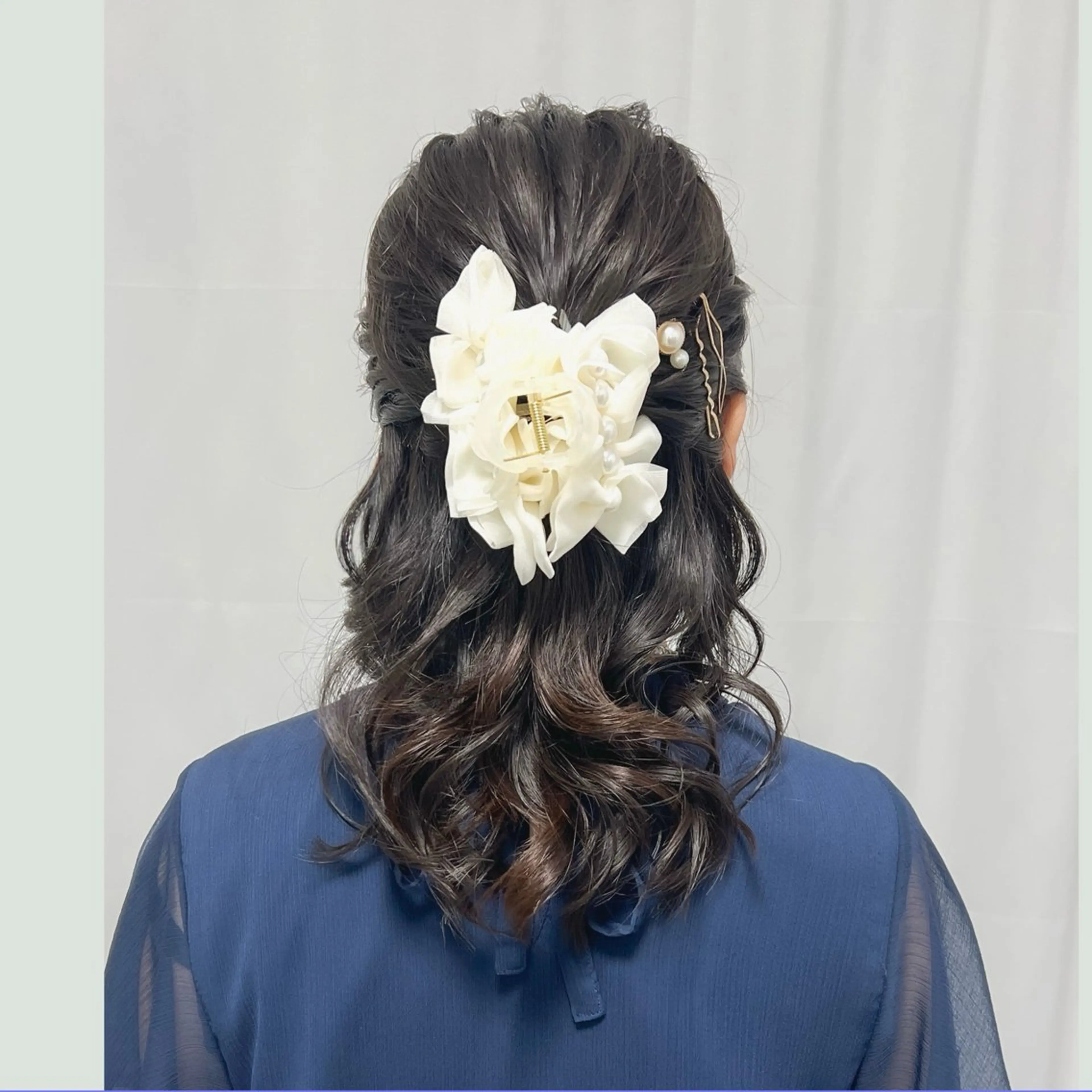 ヘアアレンジ ハーフアップ ヘアセット リクエスト受付中🪞 CHATEAUのヘアスタイル