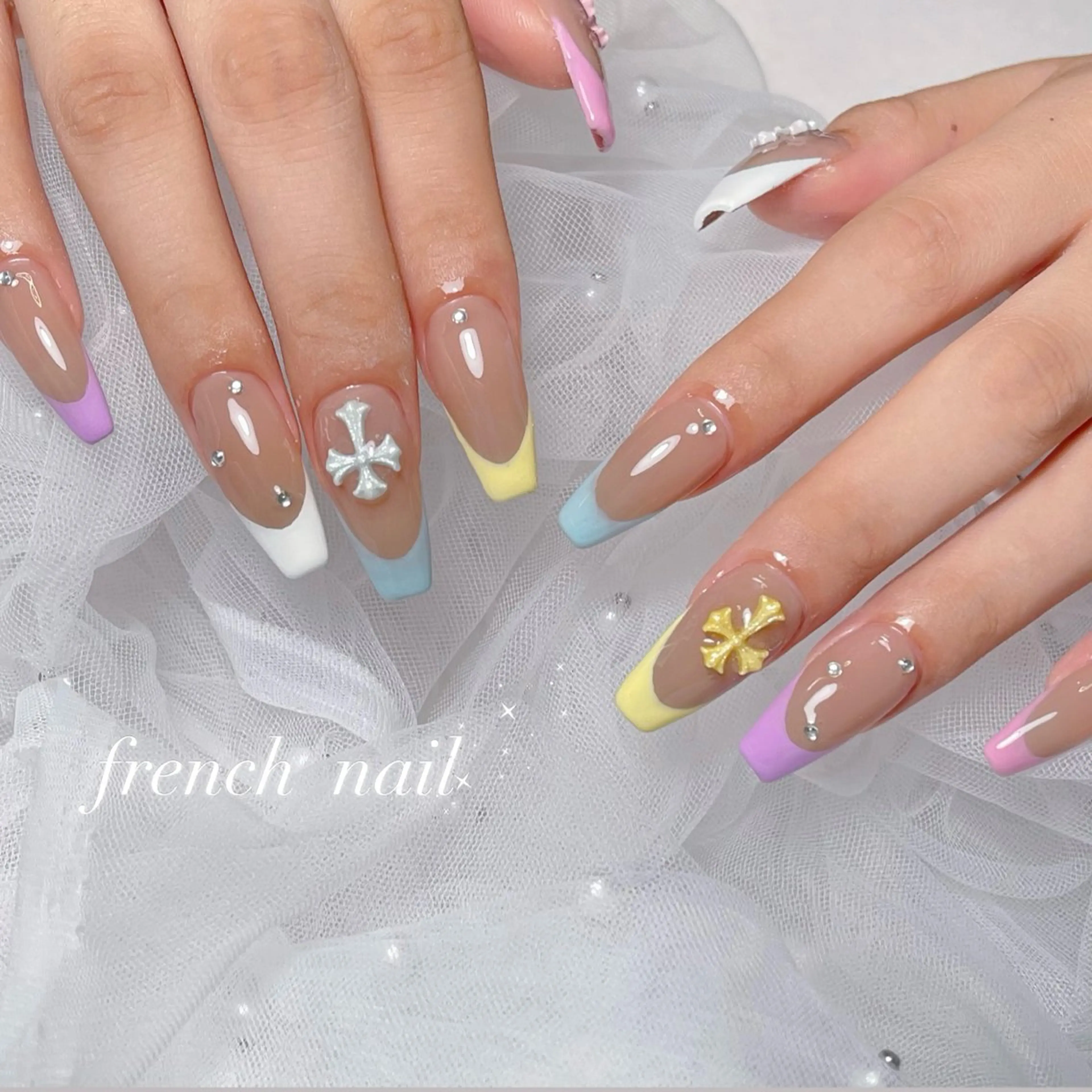 ネイル アートネイル 長さ出し ジェルネイル 韓国ネイル 持ち込み ハンドネイル RE SALONのネイルデザイン