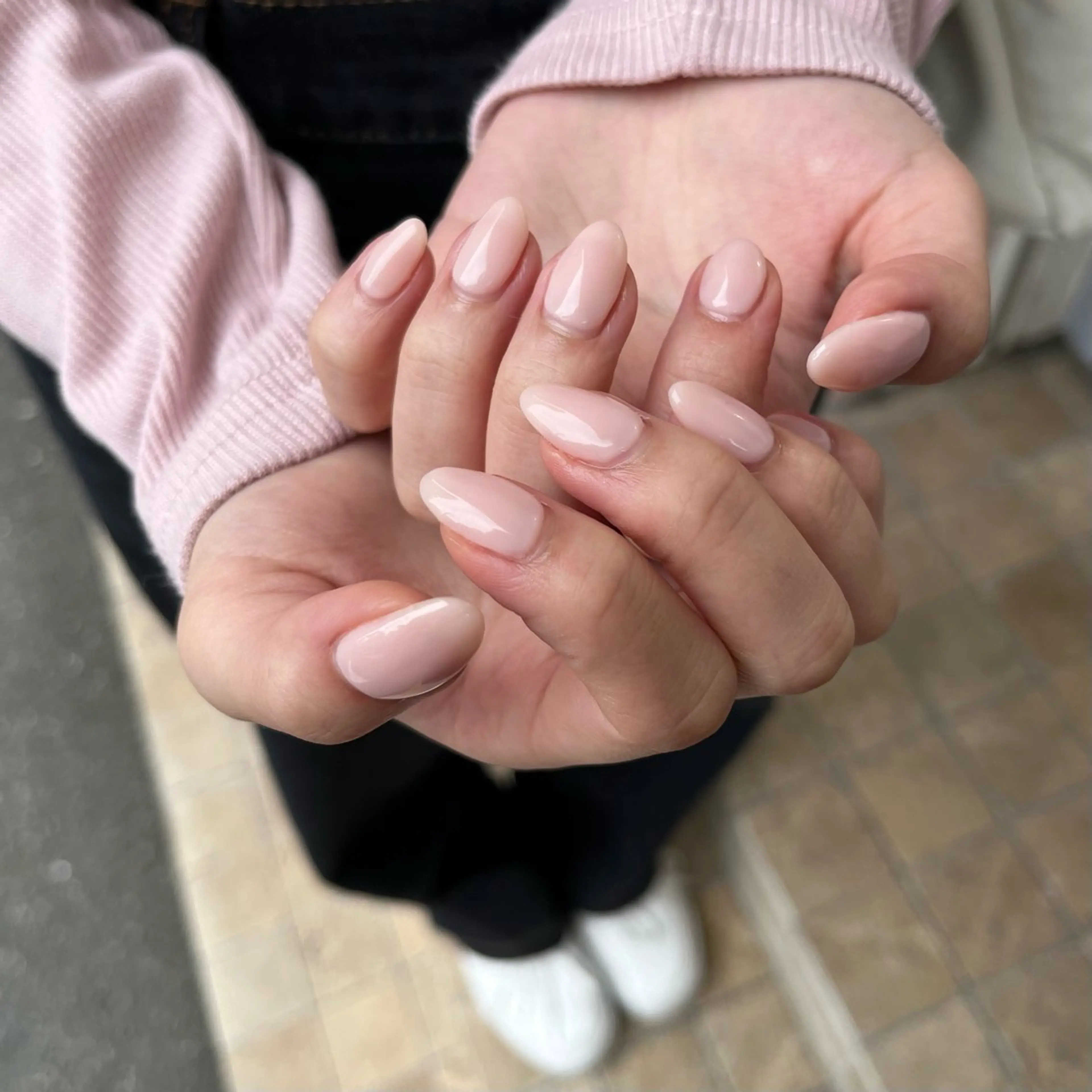 ネイル ワンカラーネイル ピンク ハンドネイル 荒巻 めいのネイルデザイン