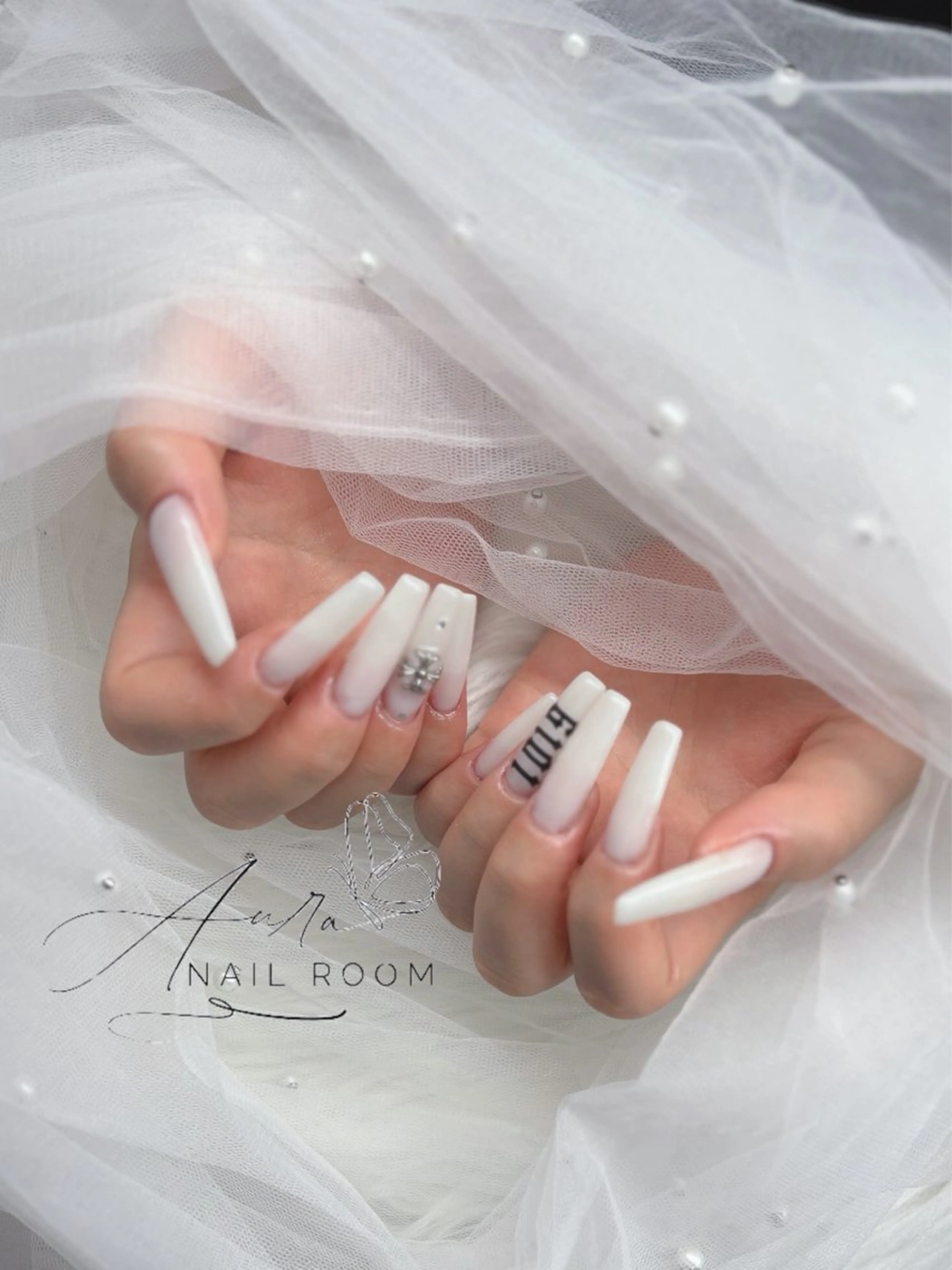 ネイル Aura Nail Roomのネイルデザイン