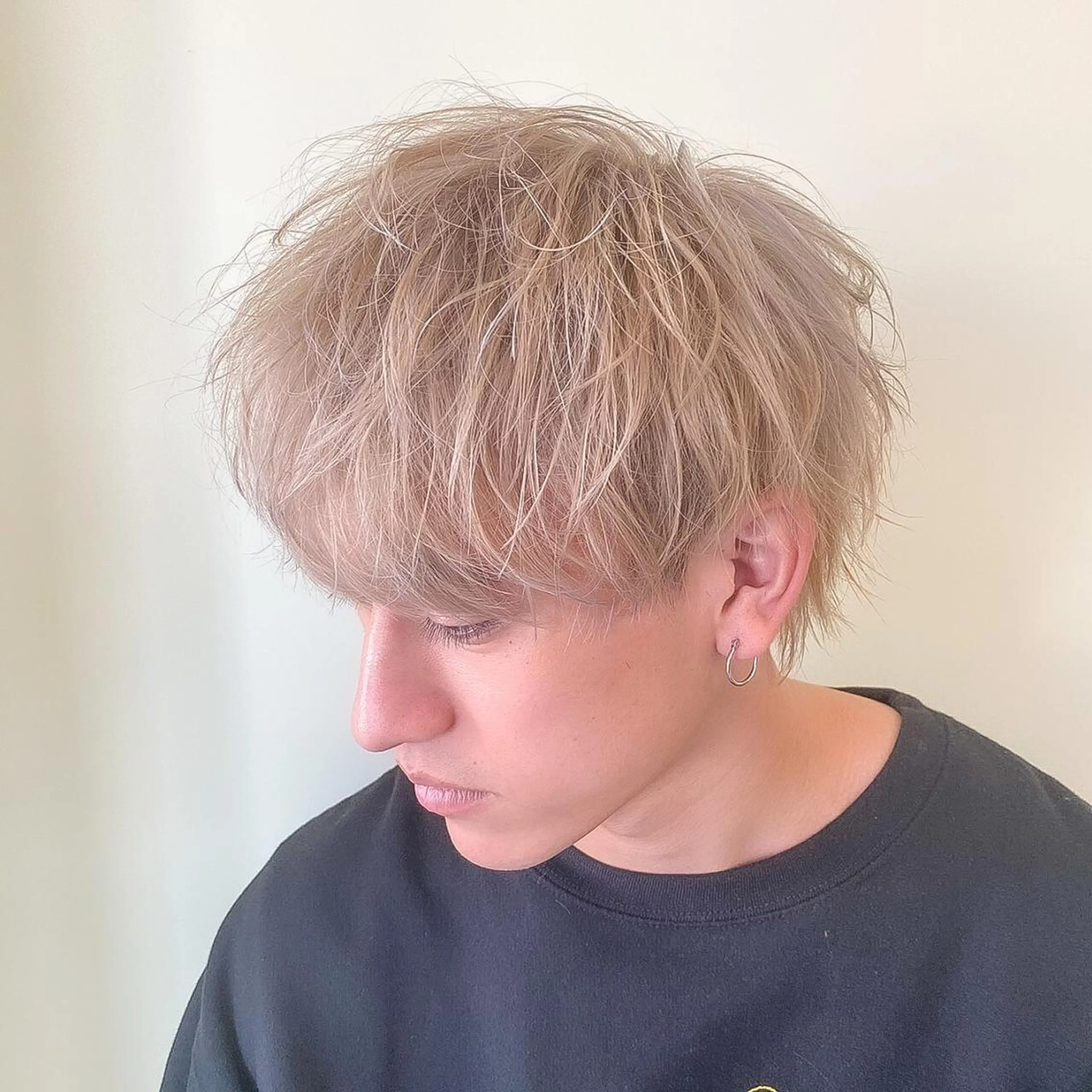 ミディアム カラー ビューティービースト 新宿のヘアスタイル