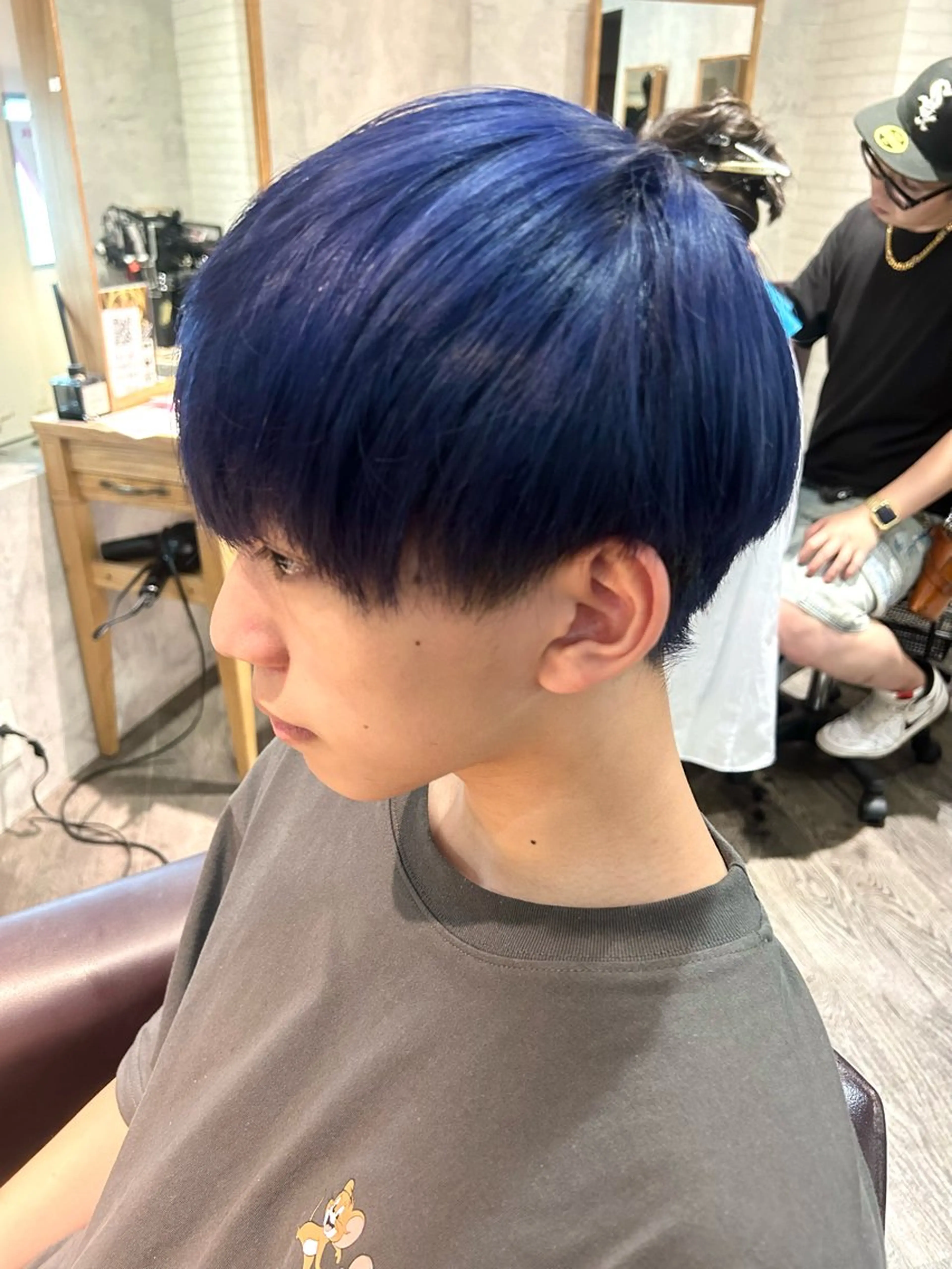 ミディアム カラー ブルーカラー ネイビーカラー シルバー ヘアカラー トリートメント パーソナルカラー 診断🍀マリンのヘアスタイル