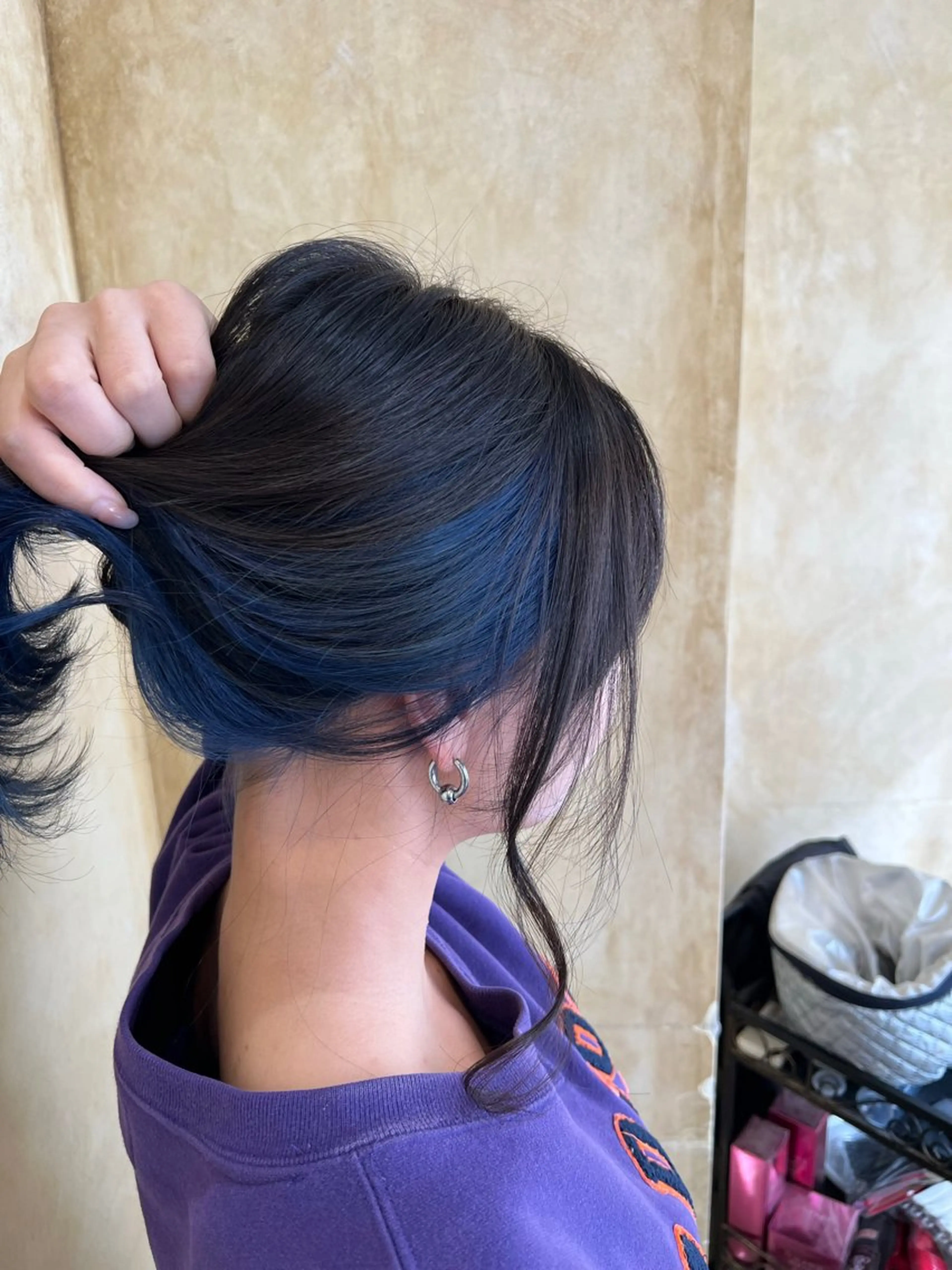 セミロング カラー ダークグレー インナーカラー ネイビーカラー ヘアカラー ともざねゆか UniQ/岡山駅のヘアスタイル