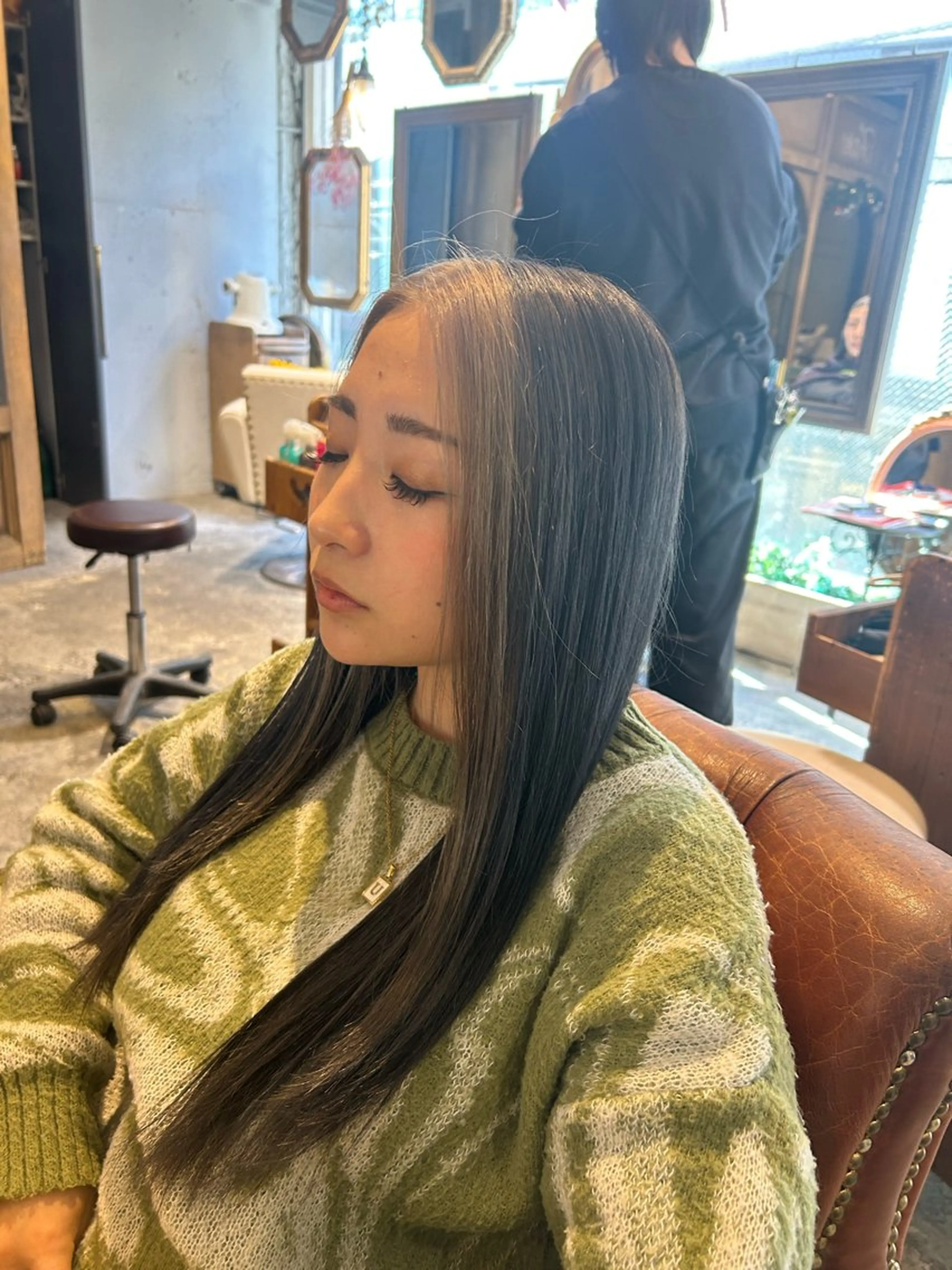 ロング カラー ミストバング デザインカラー  フェイスフレーミング 有薗 こころのヘアスタイル