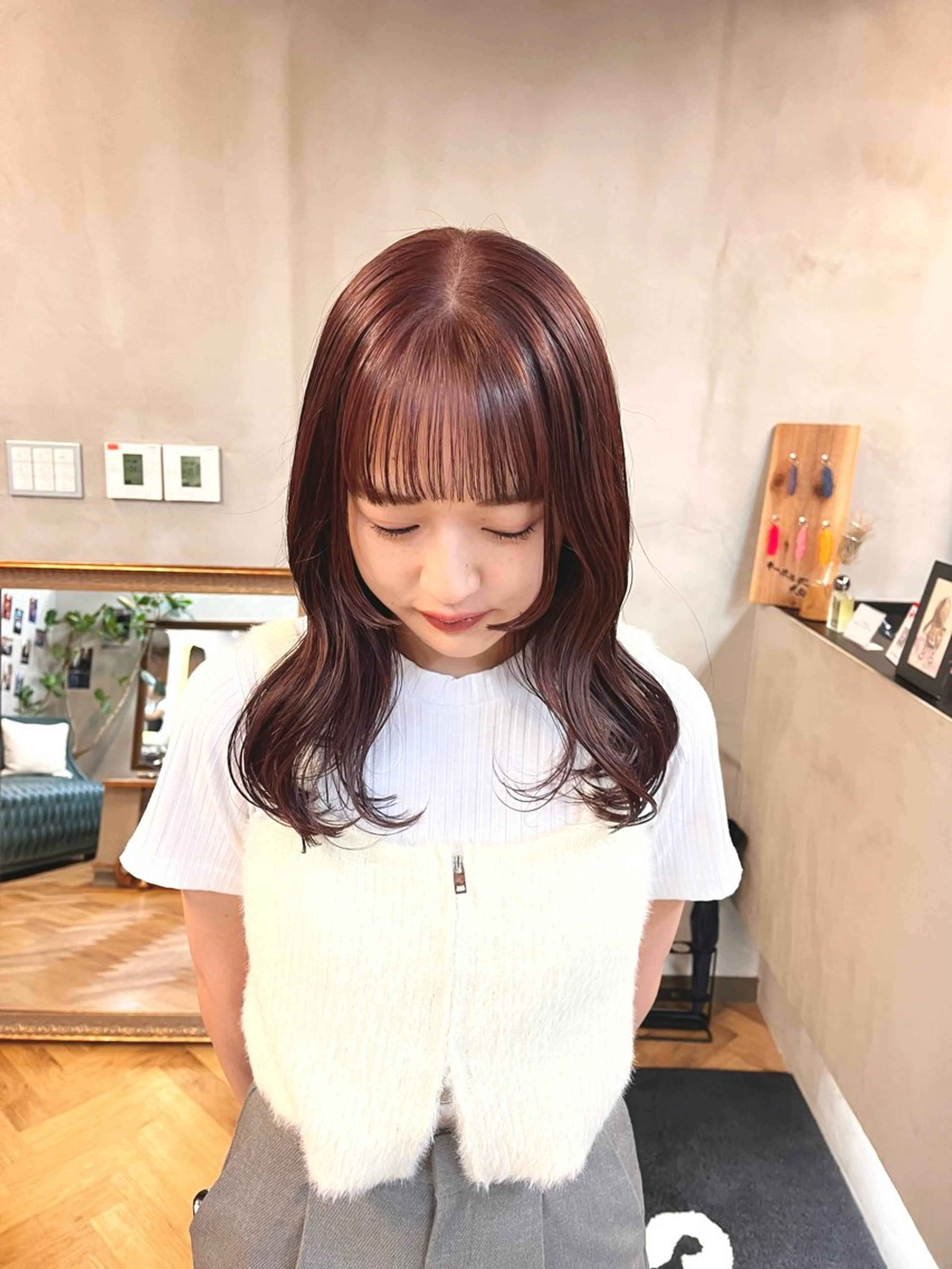 ミディアム カラー ヘアアレンジ ブリーチ ダブルカラー ブリーチなしカラー カット ヘアカラー トリートメント ena/ブリーチなし 透明感・レイヤー🎀のヘアスタイル