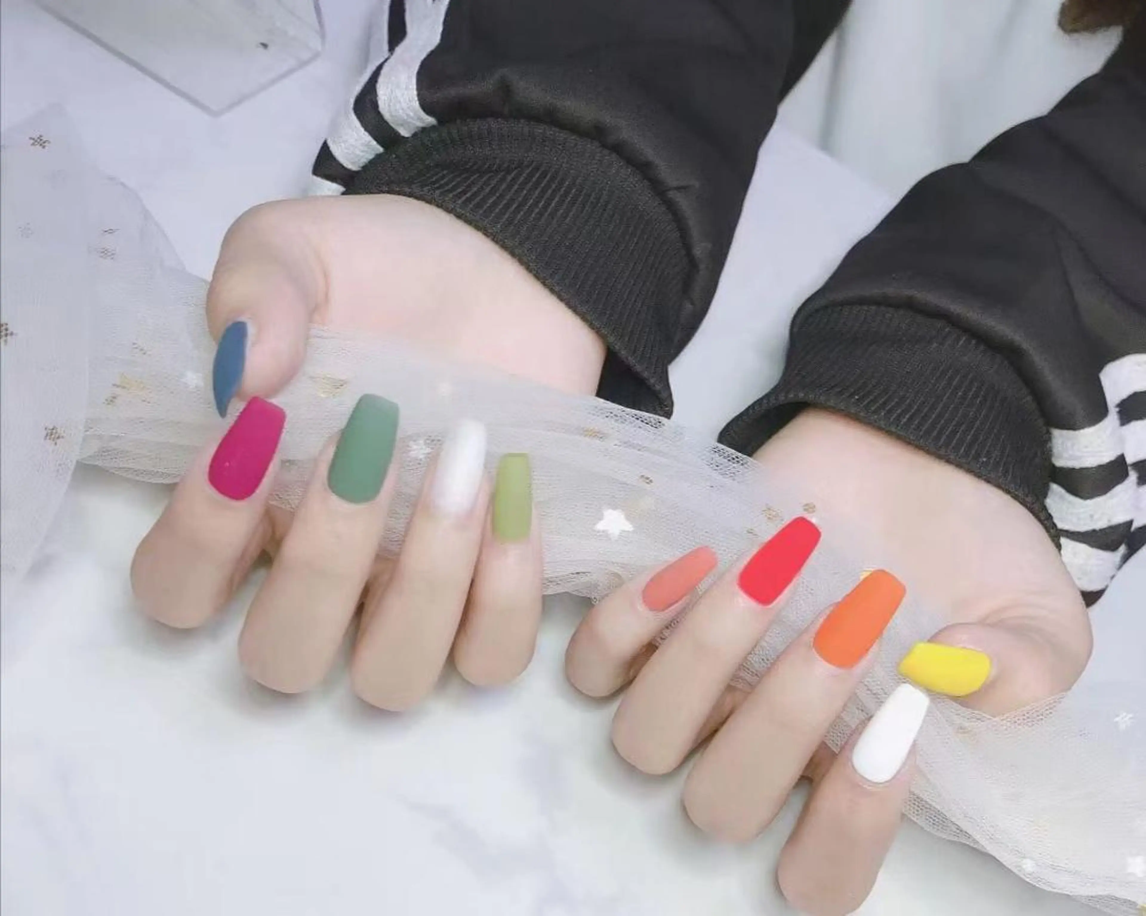 ネイル 🦋ネイルサロン ブラン🌈ゆりのネイルデザイン