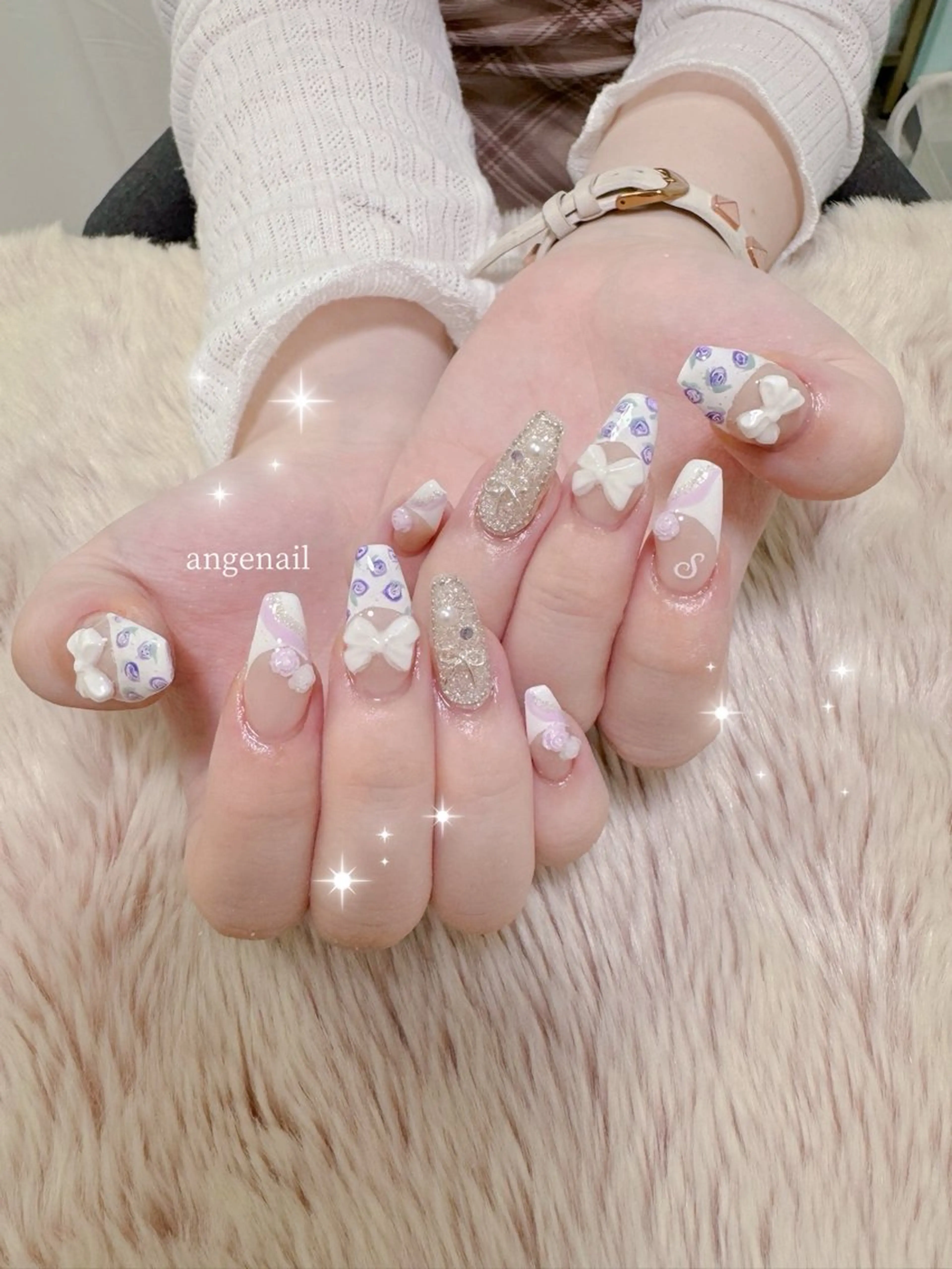 ネイル ハンドネイル オーナーネイリスト MAKIのネイルデザイン