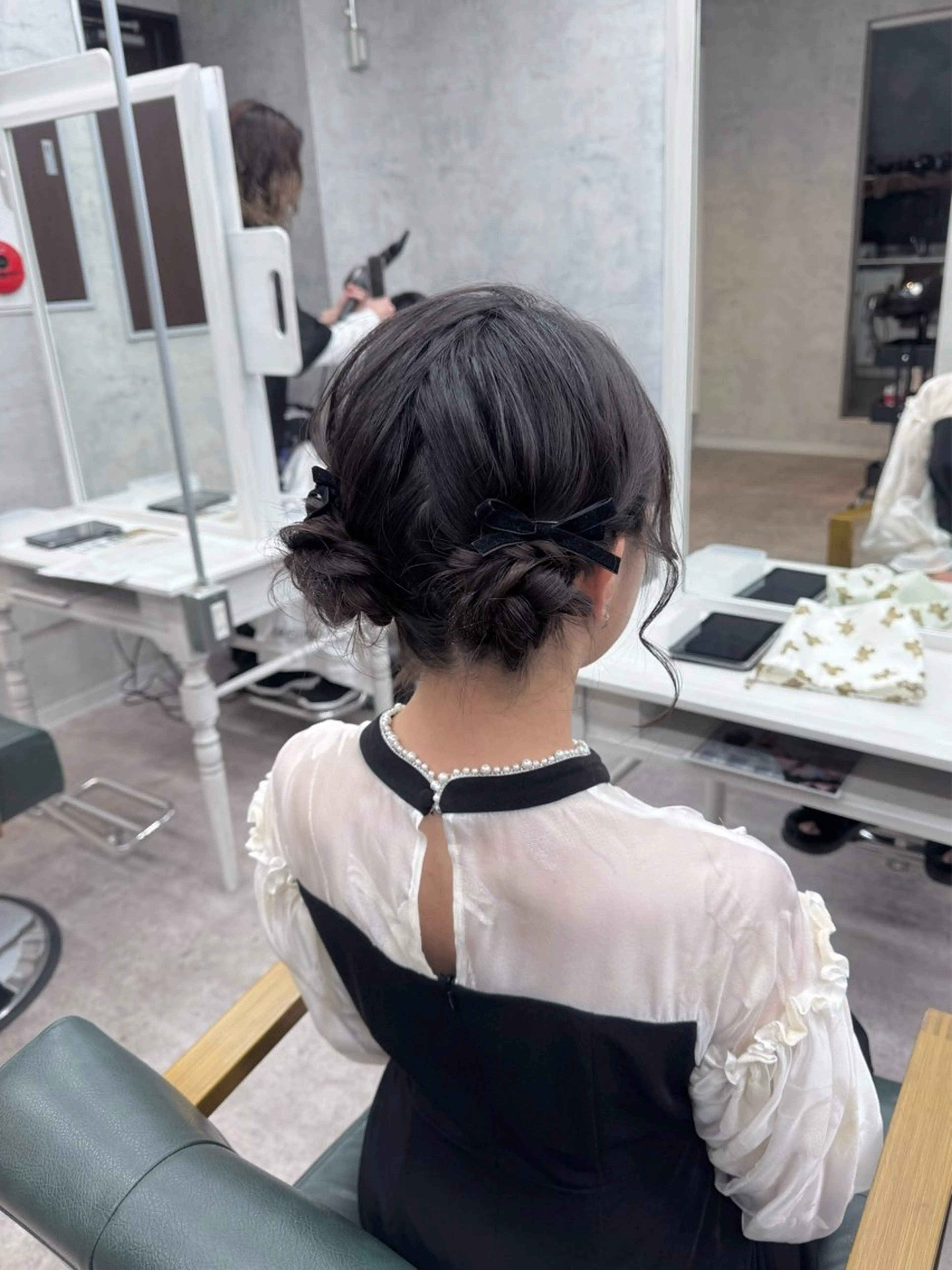 ミディアム ヘアアレンジ JUNSHIN🦋 ヘアセット／カラーのヘアスタイル