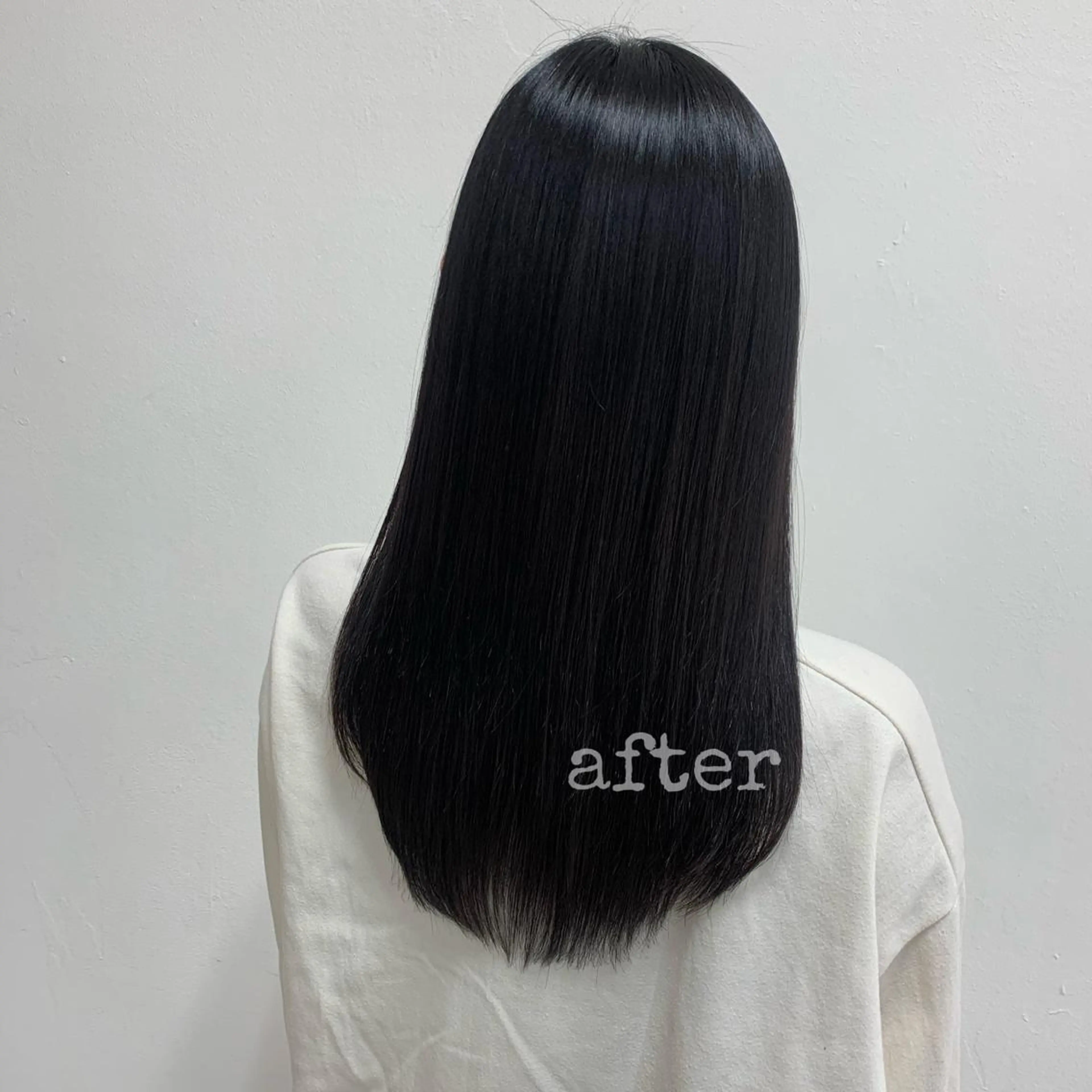 ロング 縮毛矯正 黒田 優衣のヘアスタイル