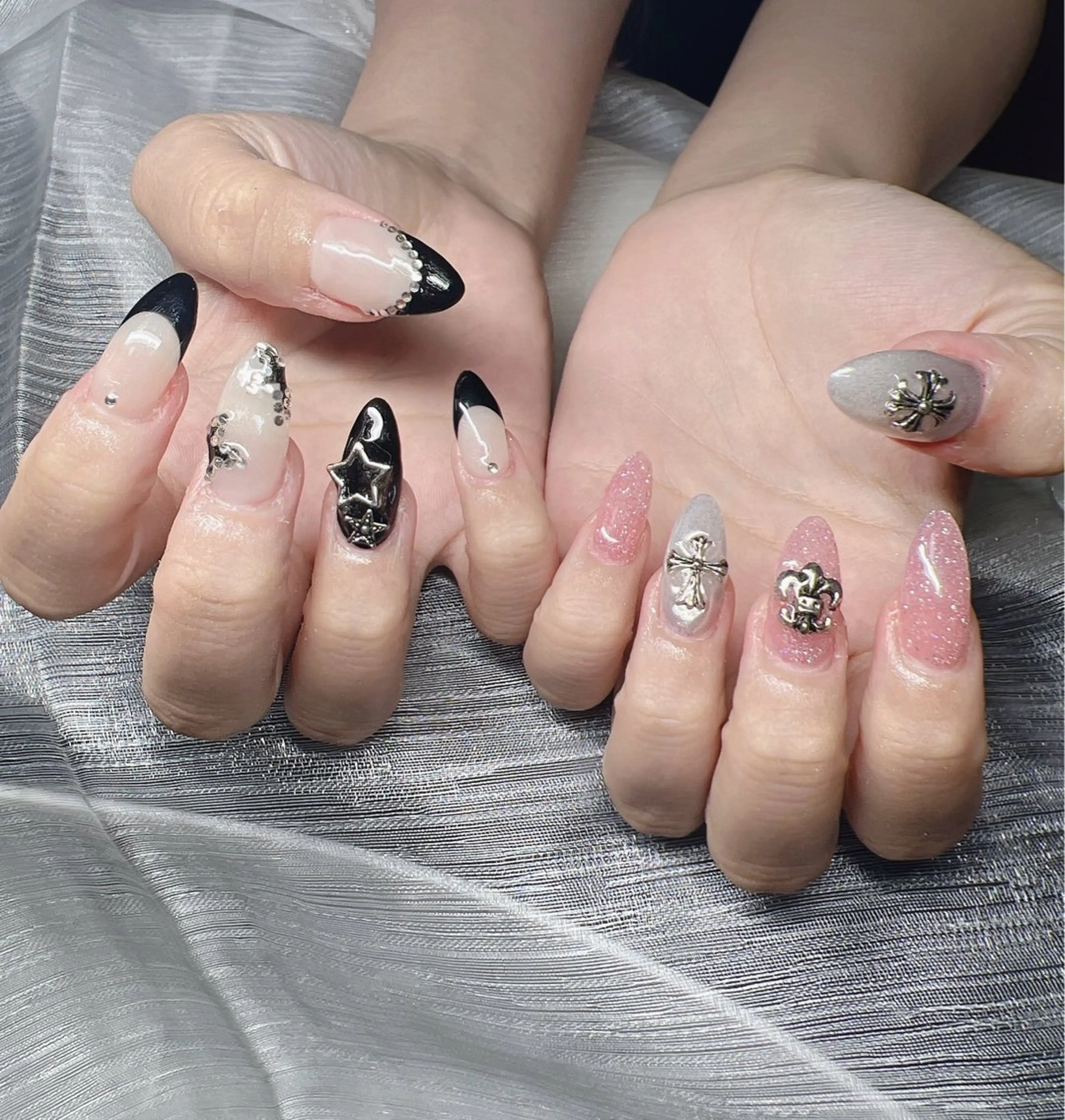 ネイル ハンドネイル Lee Nailsのネイルデザイン